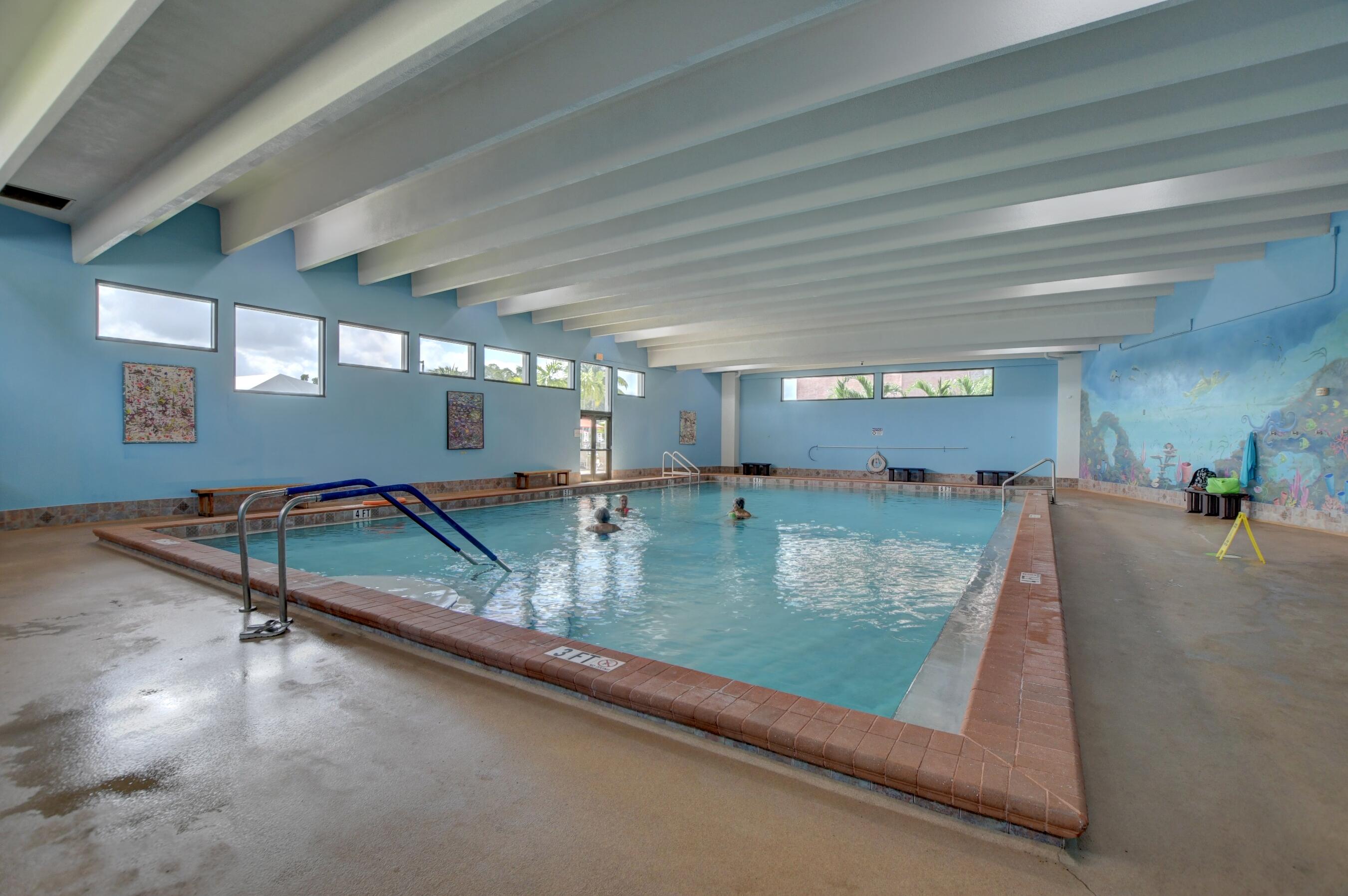 HARWOOD E CONDO - Residential