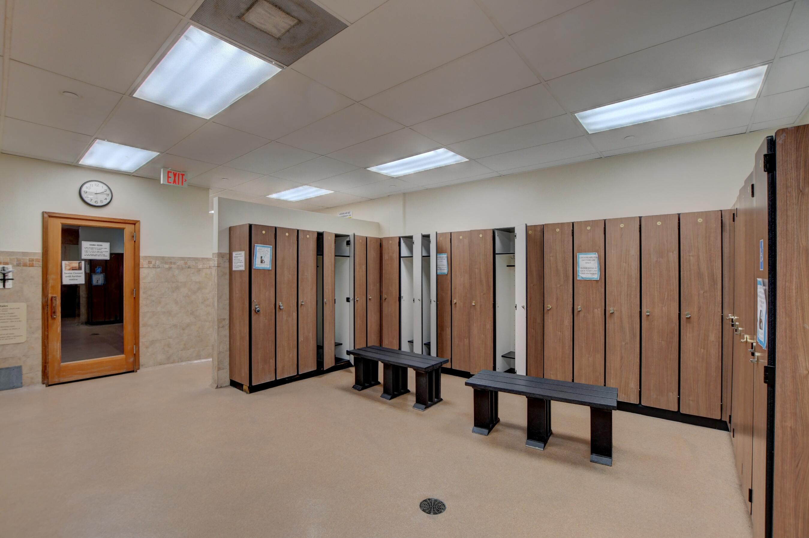 HARWOOD E CONDO - Residential
