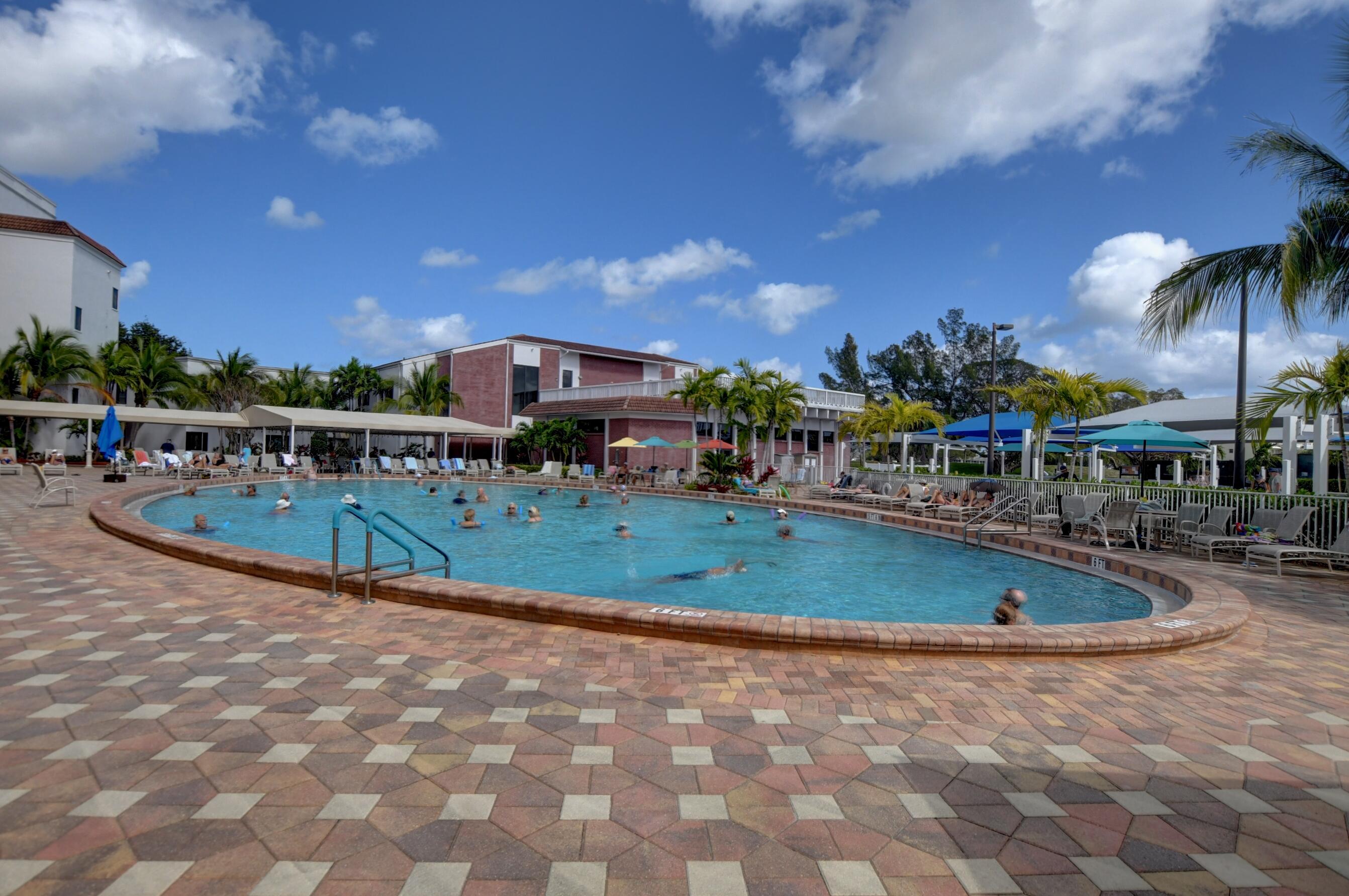 HARWOOD E CONDO - Residential