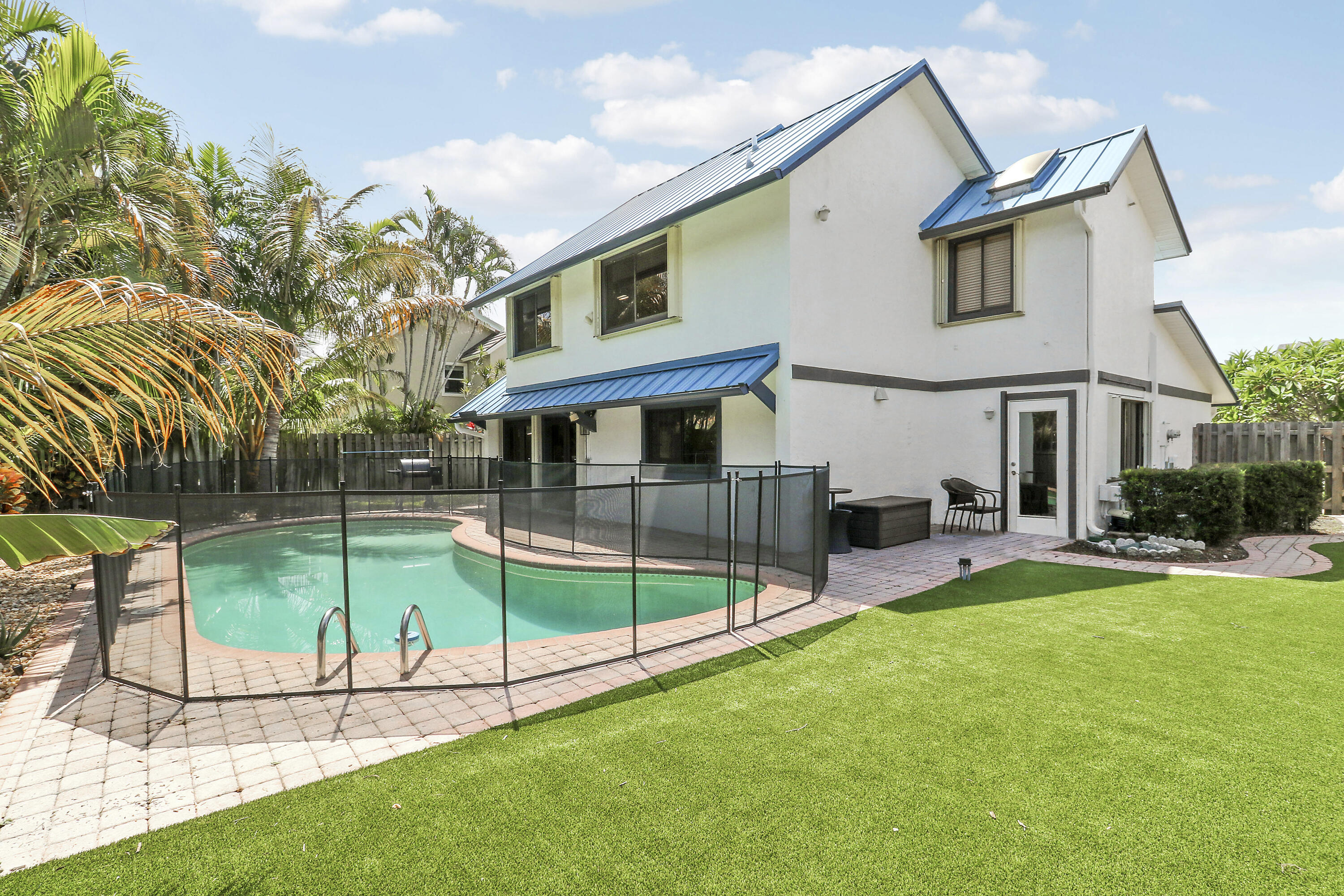 RAINWOOD WEST - Residential