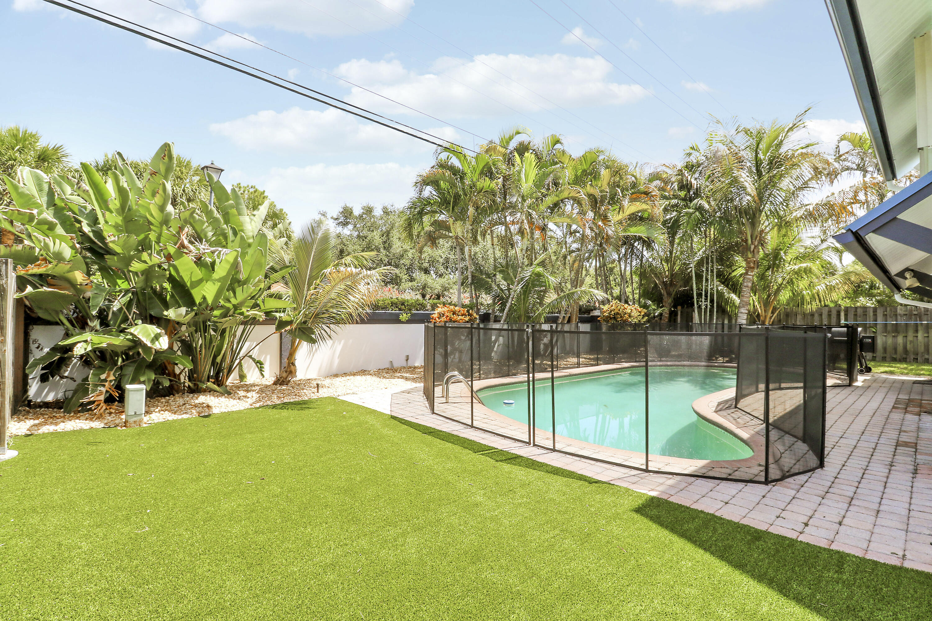 RAINWOOD WEST - Residential