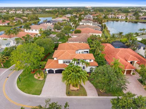 HERON BAY FIVE - Residential