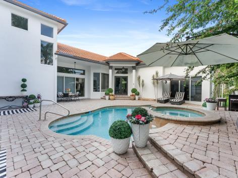 HERON BAY FIVE - Residential