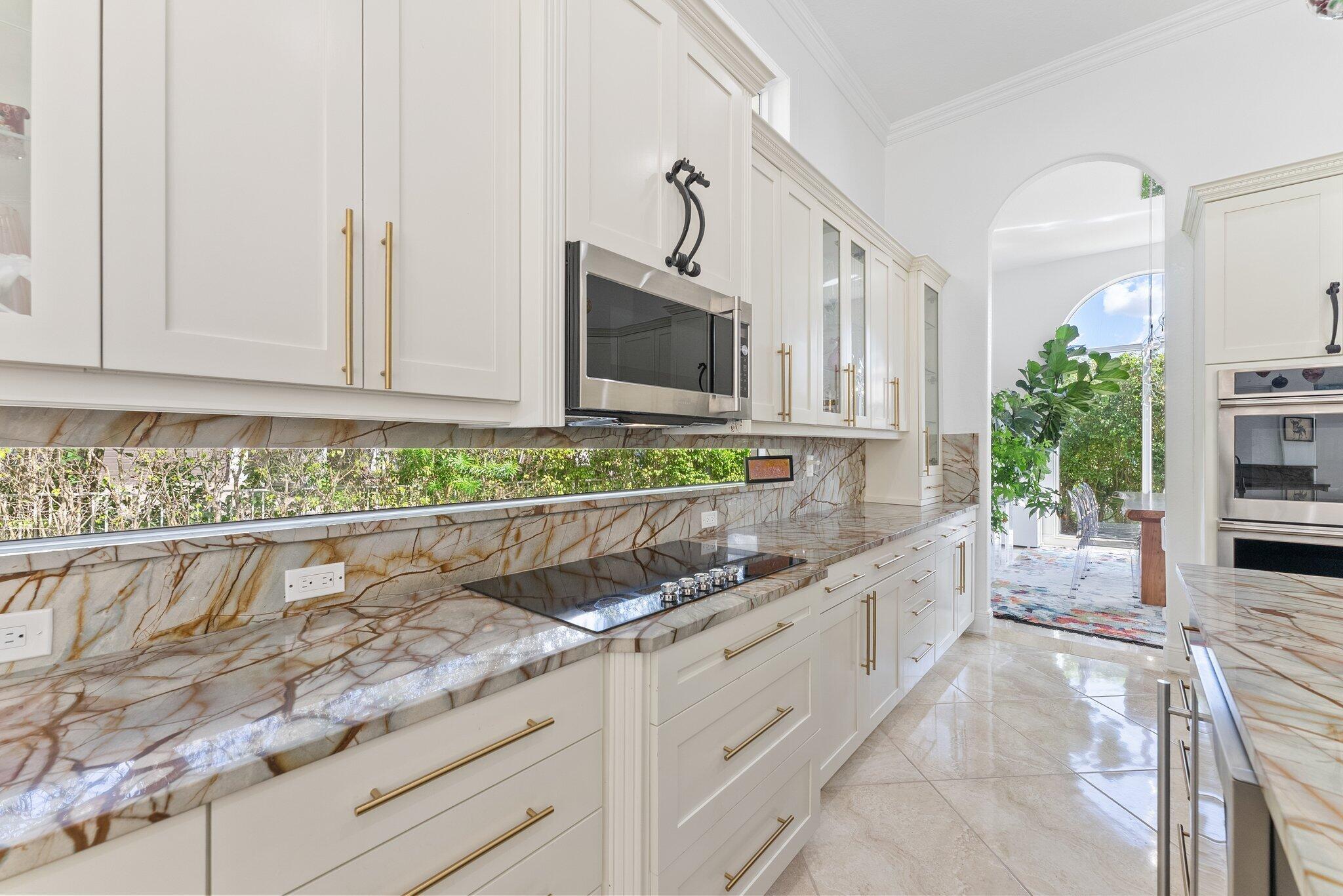HERON BAY FIVE - Residential