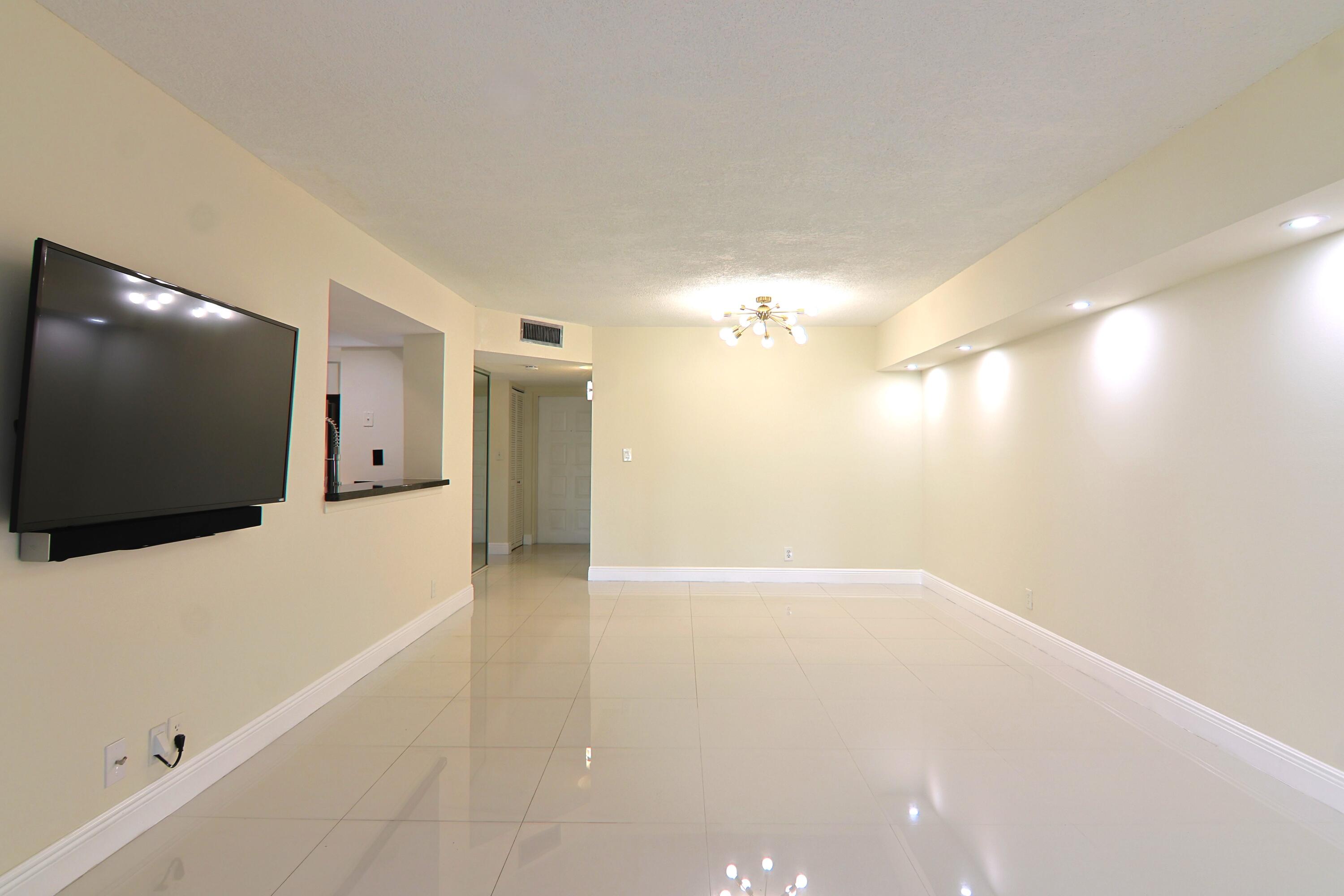 SABAL PALM OF PINE RIDGE - Residential