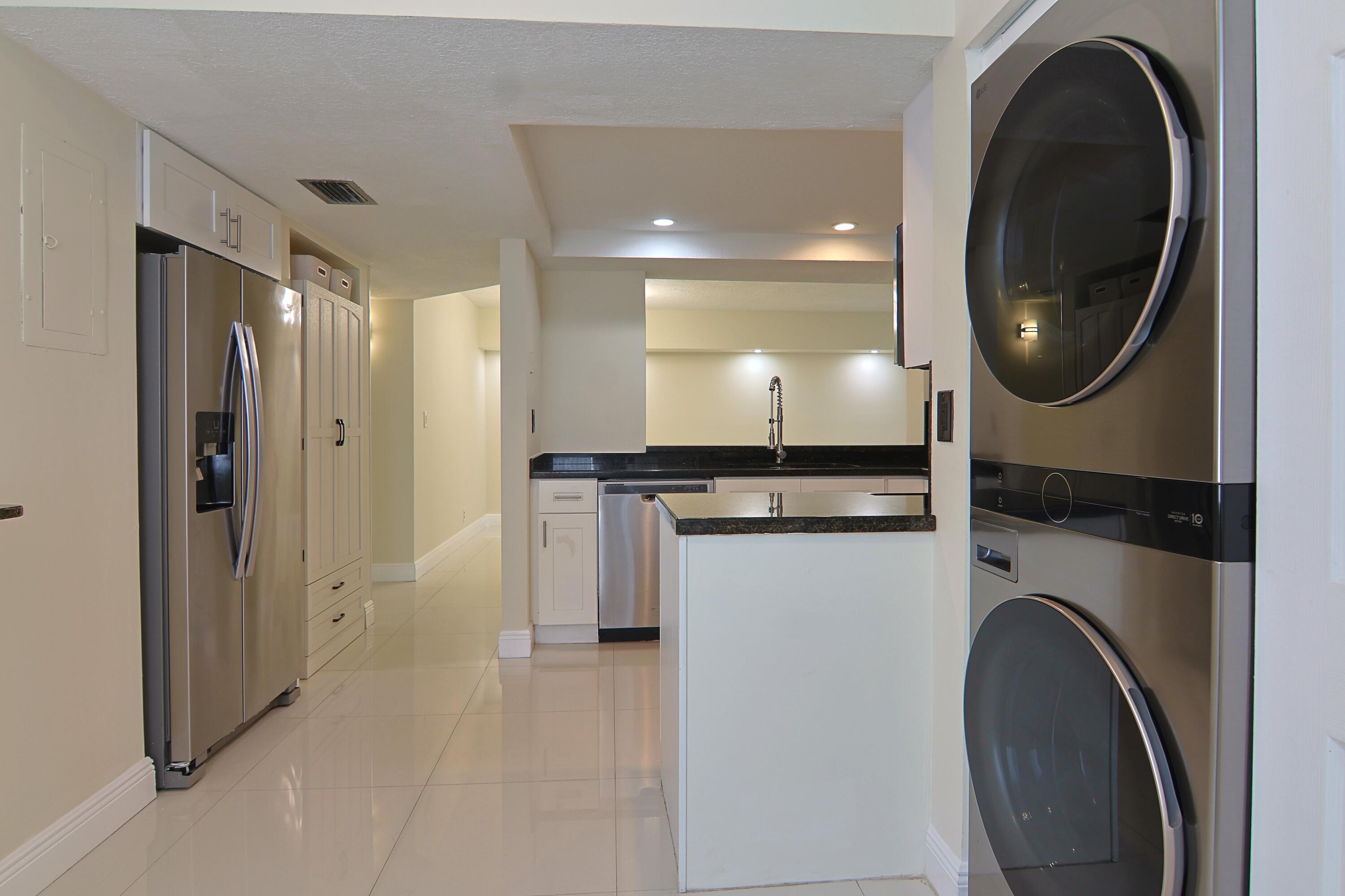 SABAL PALM OF PINE RIDGE - Residential