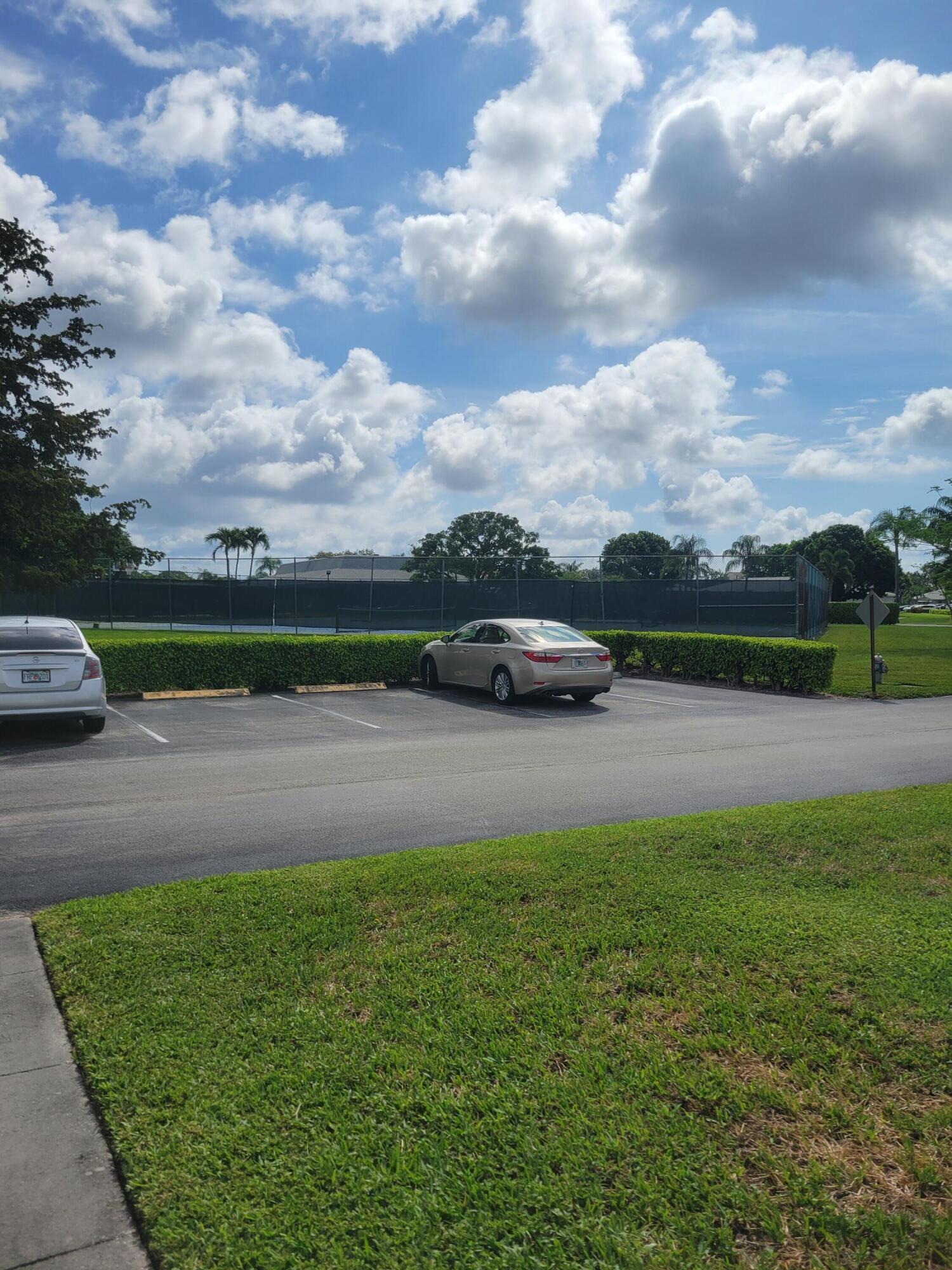 HIGH POINT OF DELRAY WEST CONDO SEC 1&2 - Residential Lease