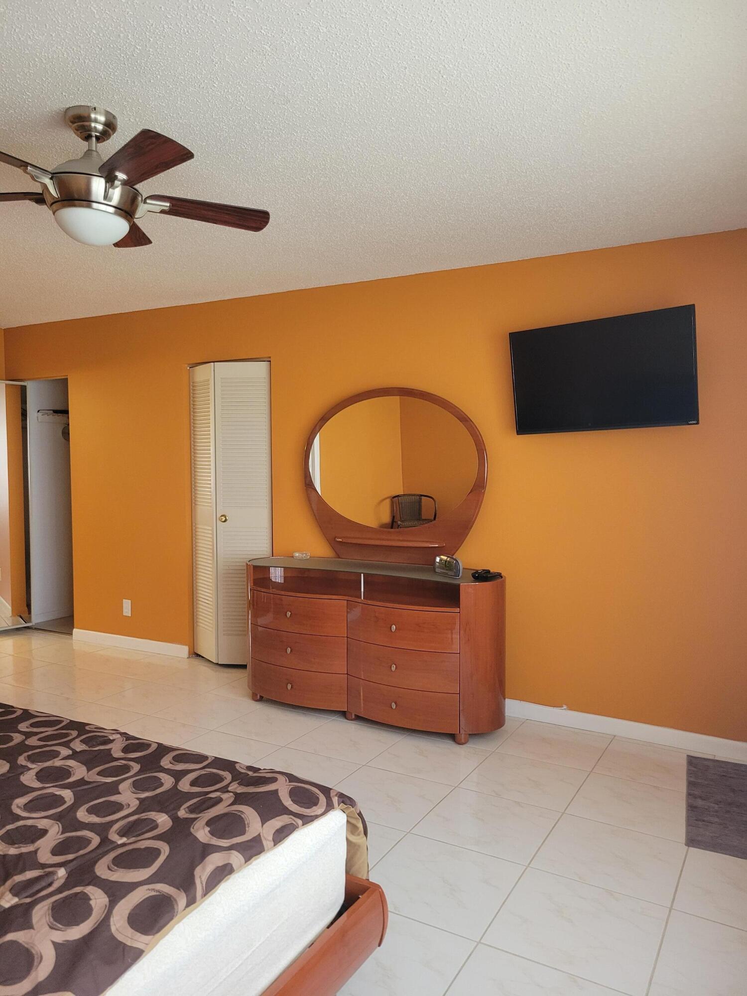 HIGH POINT OF DELRAY WEST CONDO SEC 1&2 - Residential Lease