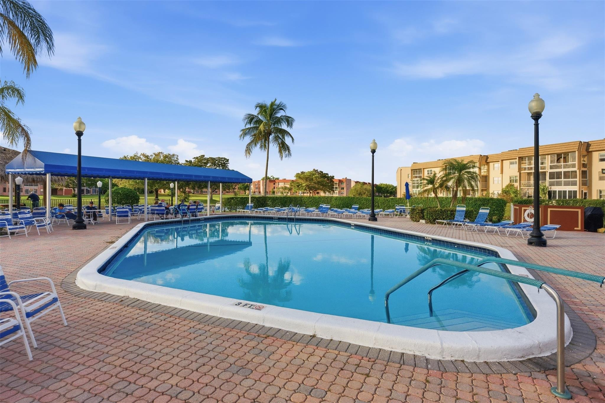 Sunrise Lakes 3 - Residential