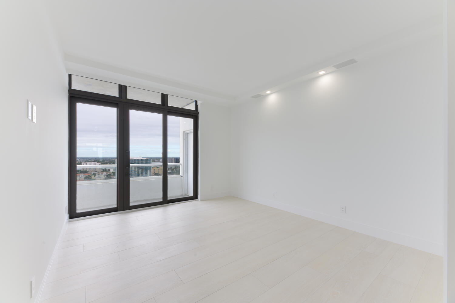 PLAZA OF THE PALM BEACHES CONDO - Residential