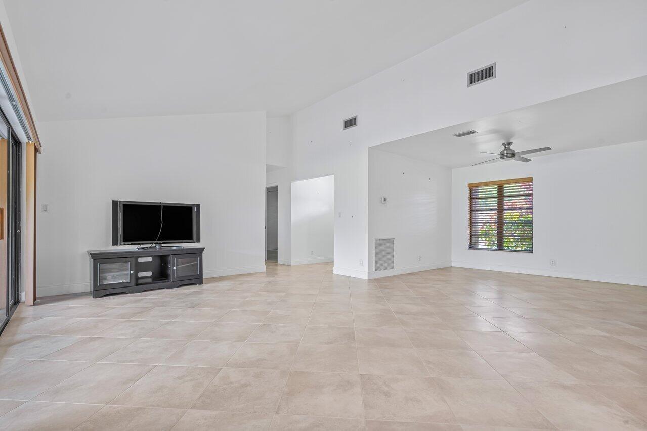 BOCA CHASE SEC 2 - Residential