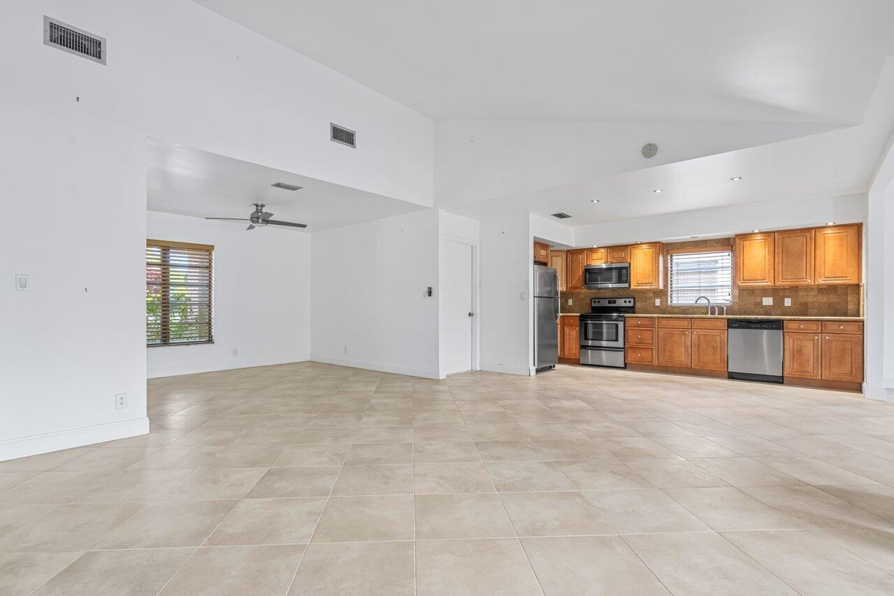 BOCA CHASE SEC 2 - Residential