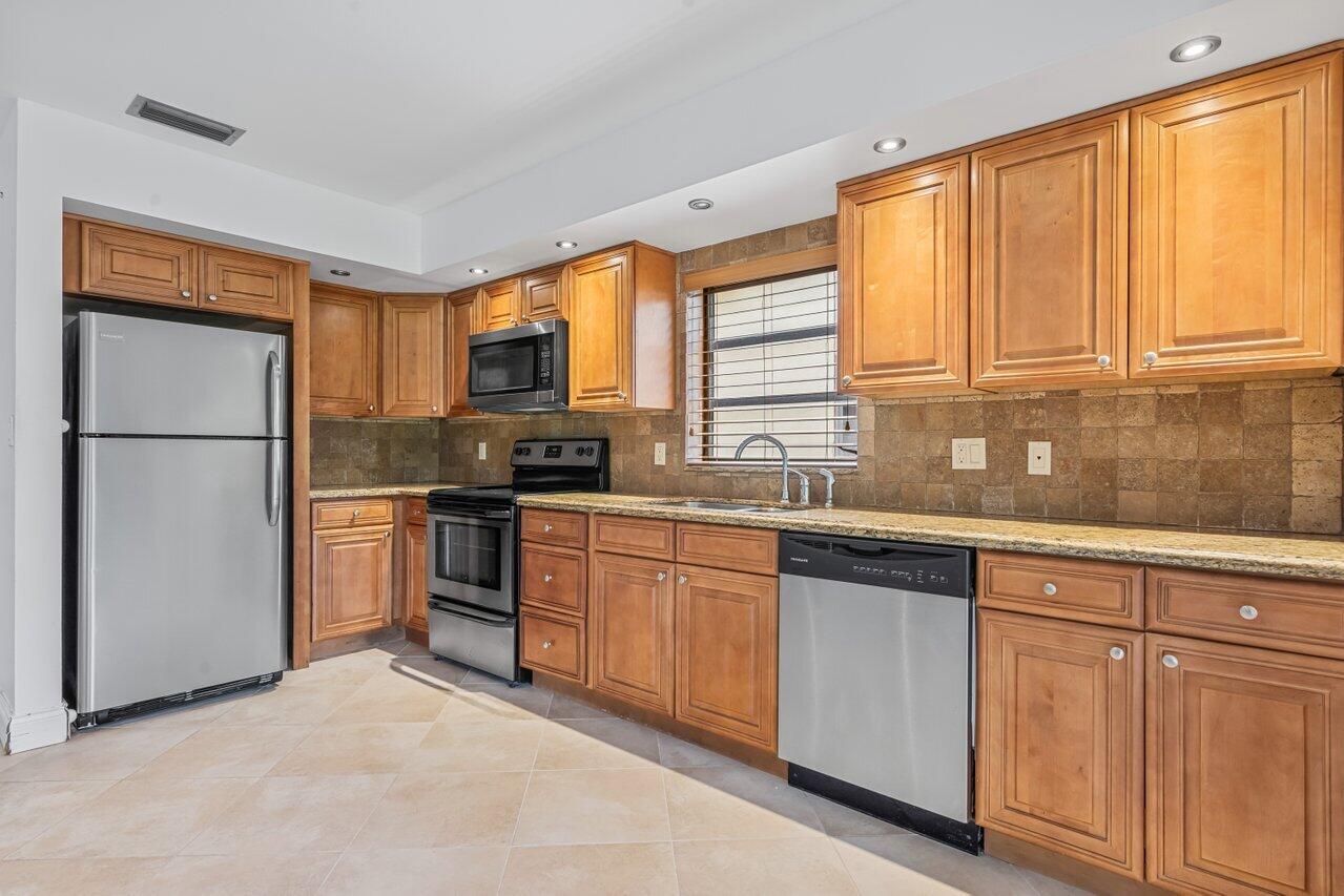 BOCA CHASE SEC 2 - Residential