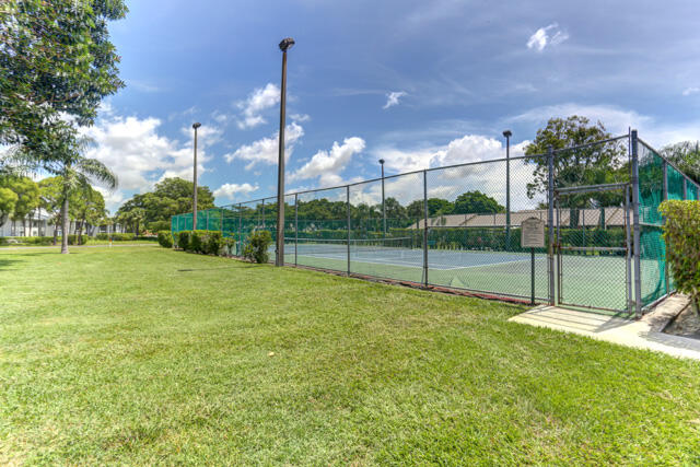 PALM CLUB VILLAGE I CONDO - Residential