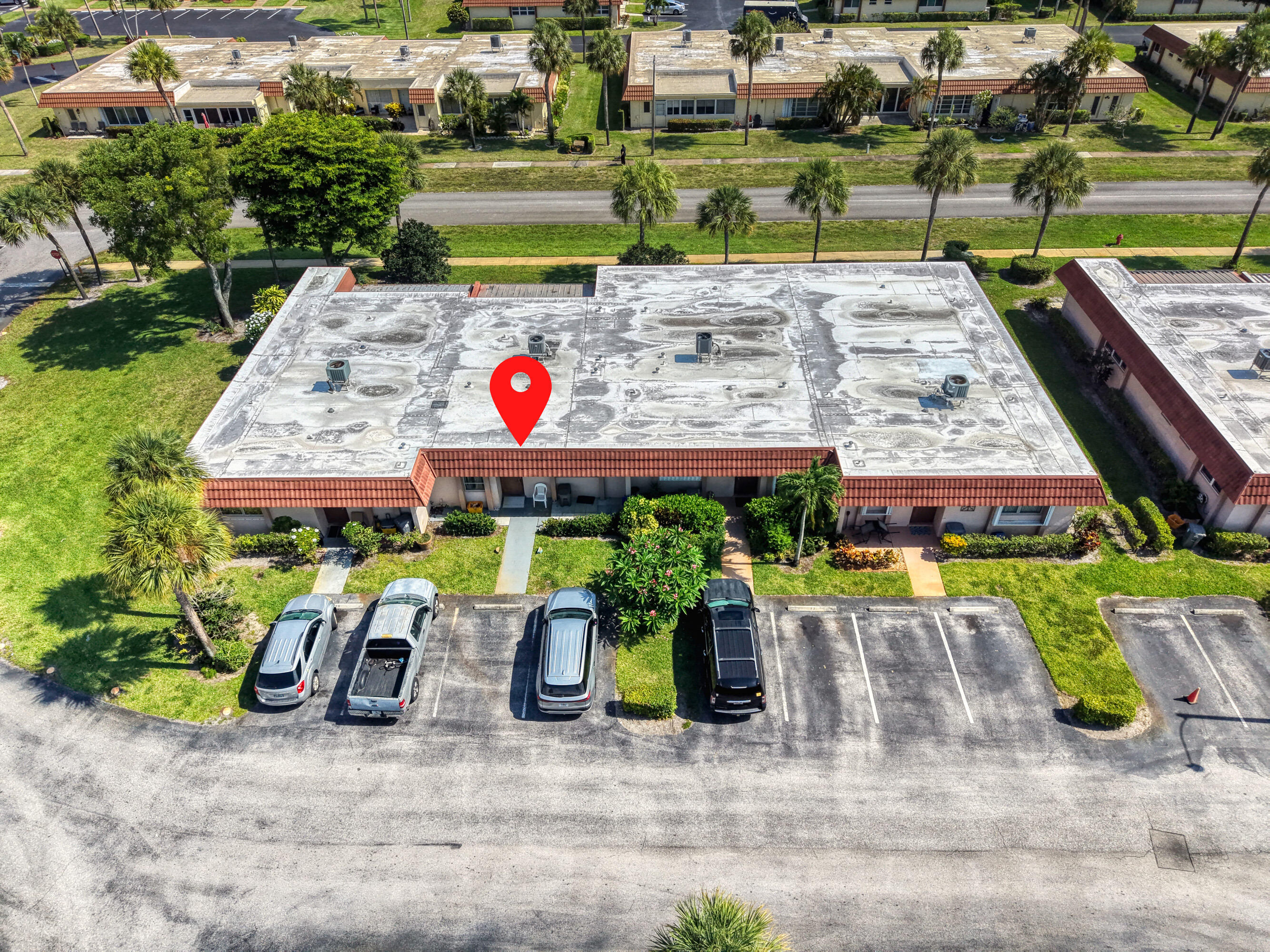 CRESTHAVEN CONDO TOWNHOMES SEC 2 - Residential