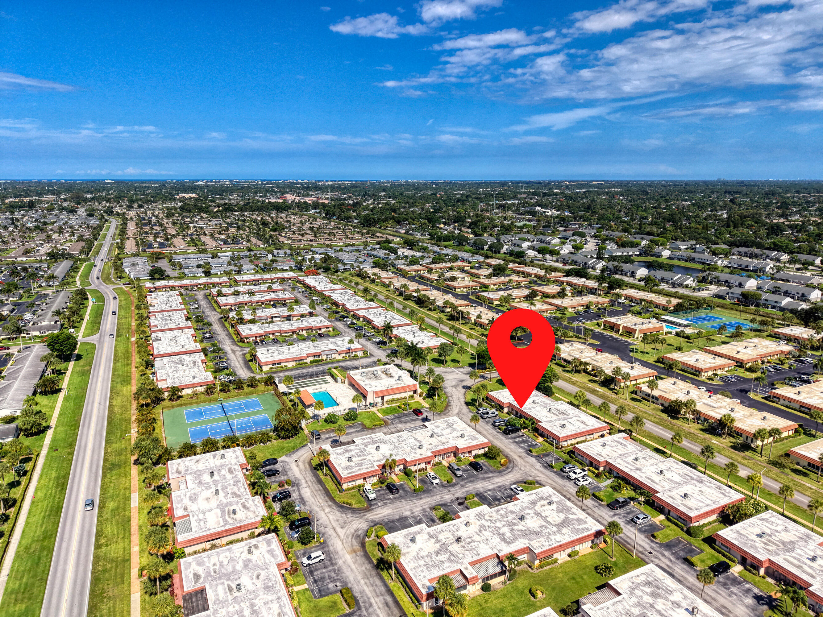 CRESTHAVEN CONDO TOWNHOMES SEC 2 - Residential