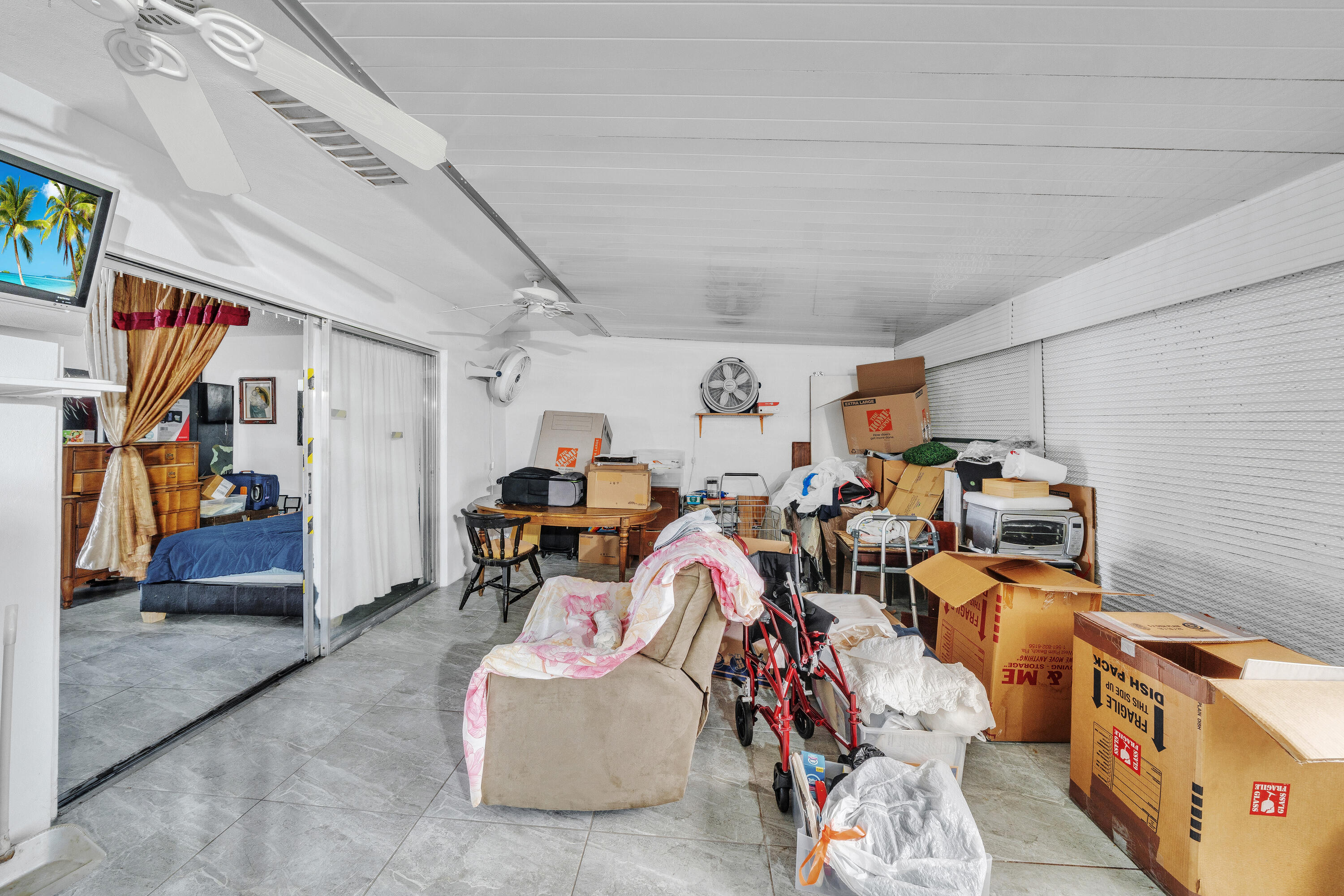 CRESTHAVEN CONDO TOWNHOMES SEC 2 - Residential