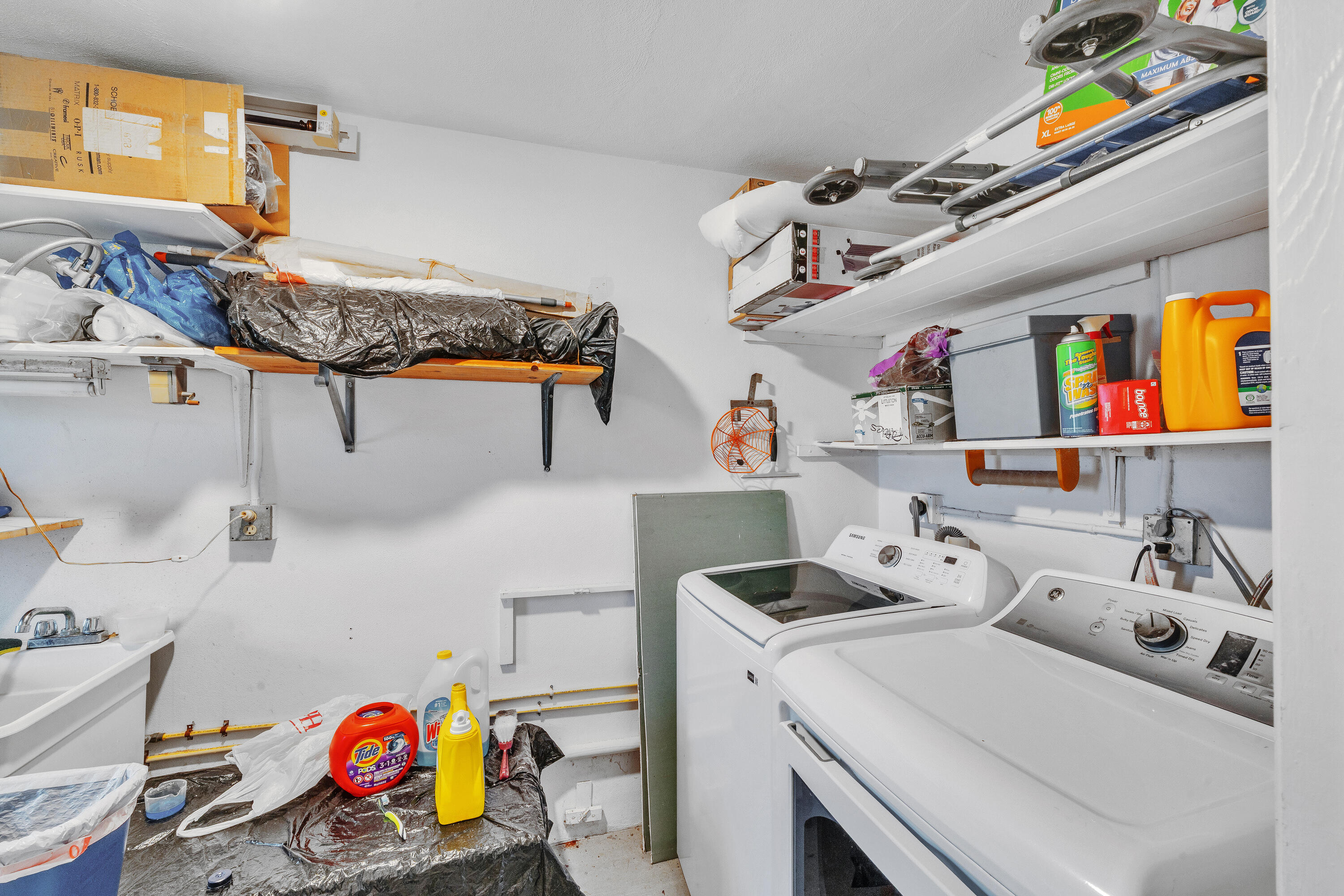 CRESTHAVEN CONDO TOWNHOMES SEC 2 - Residential
