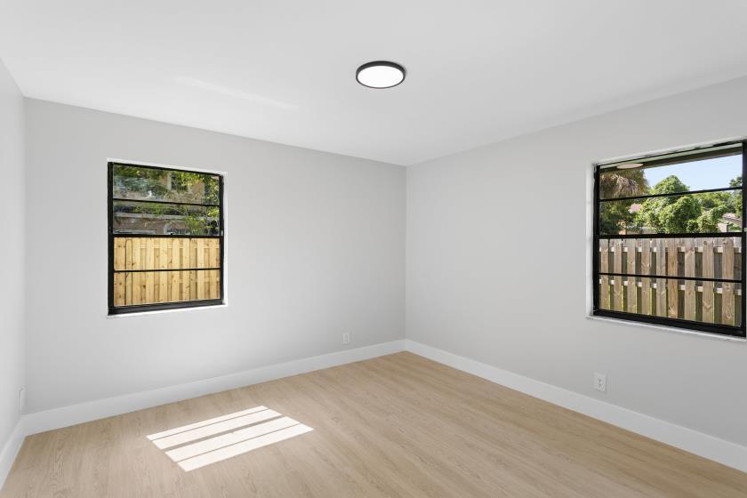CORAL SPRINGS UNIVERSITY DRIVE - Residential