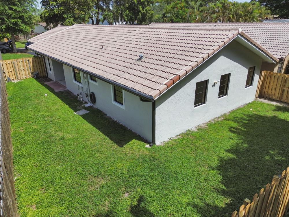 CORAL SPRINGS UNIVERSITY DRIVE - Residential