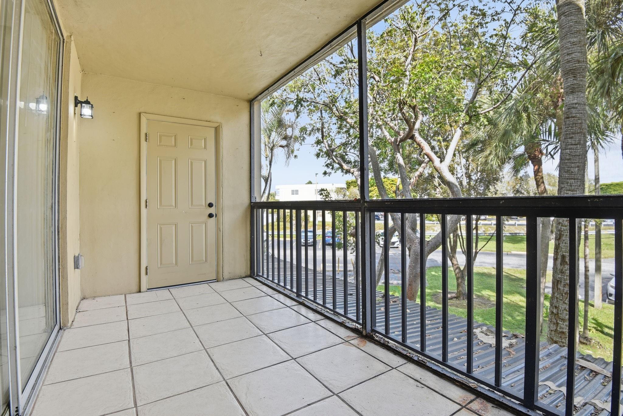 GARDENS OF KENDALL SO CONDO #1 - Residential