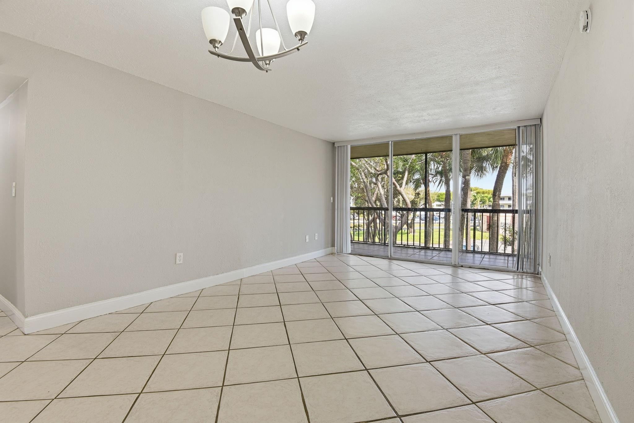 GARDENS OF KENDALL SO CONDO #1 - Residential