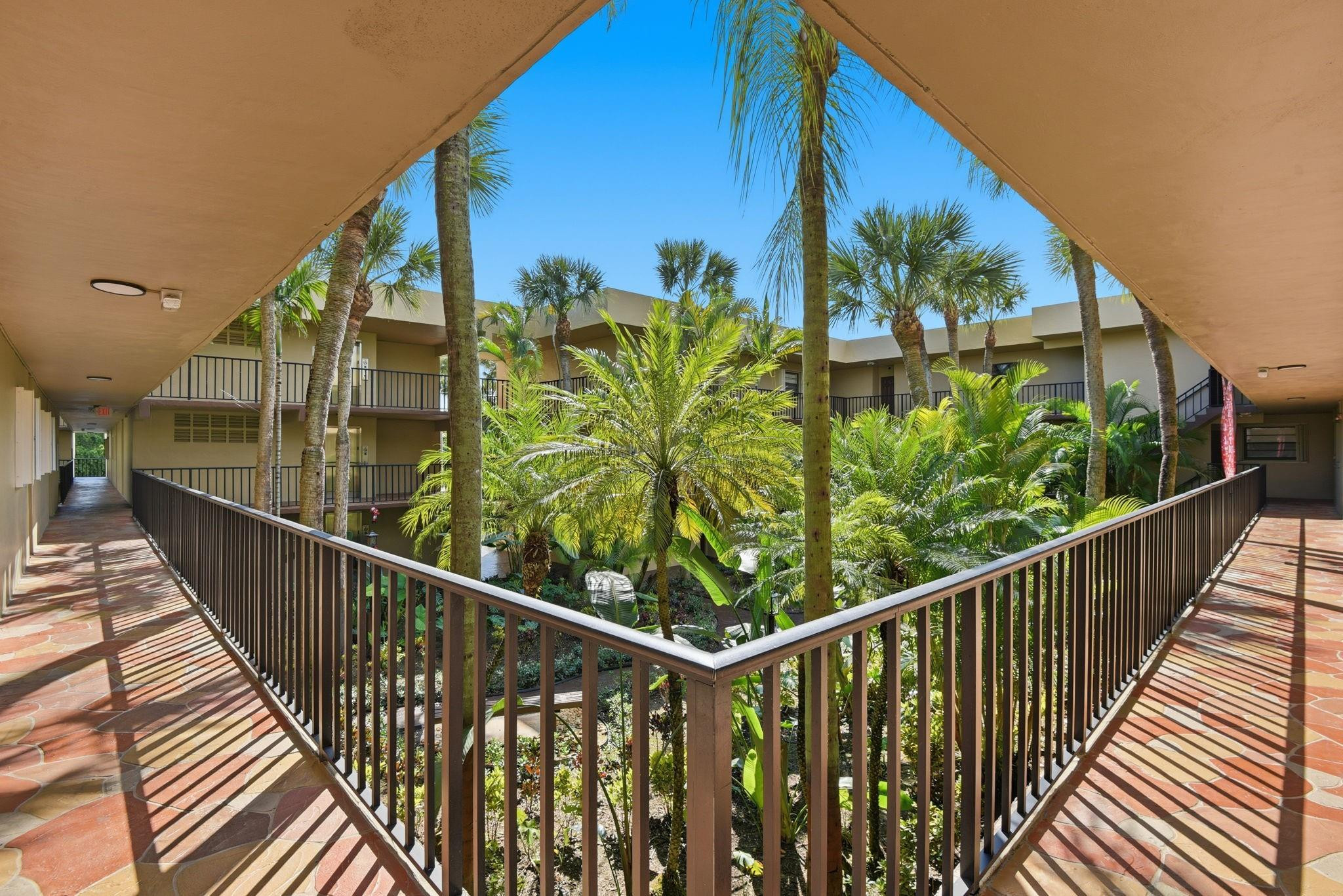 GARDENS OF KENDALL SO CONDO #1 - Residential