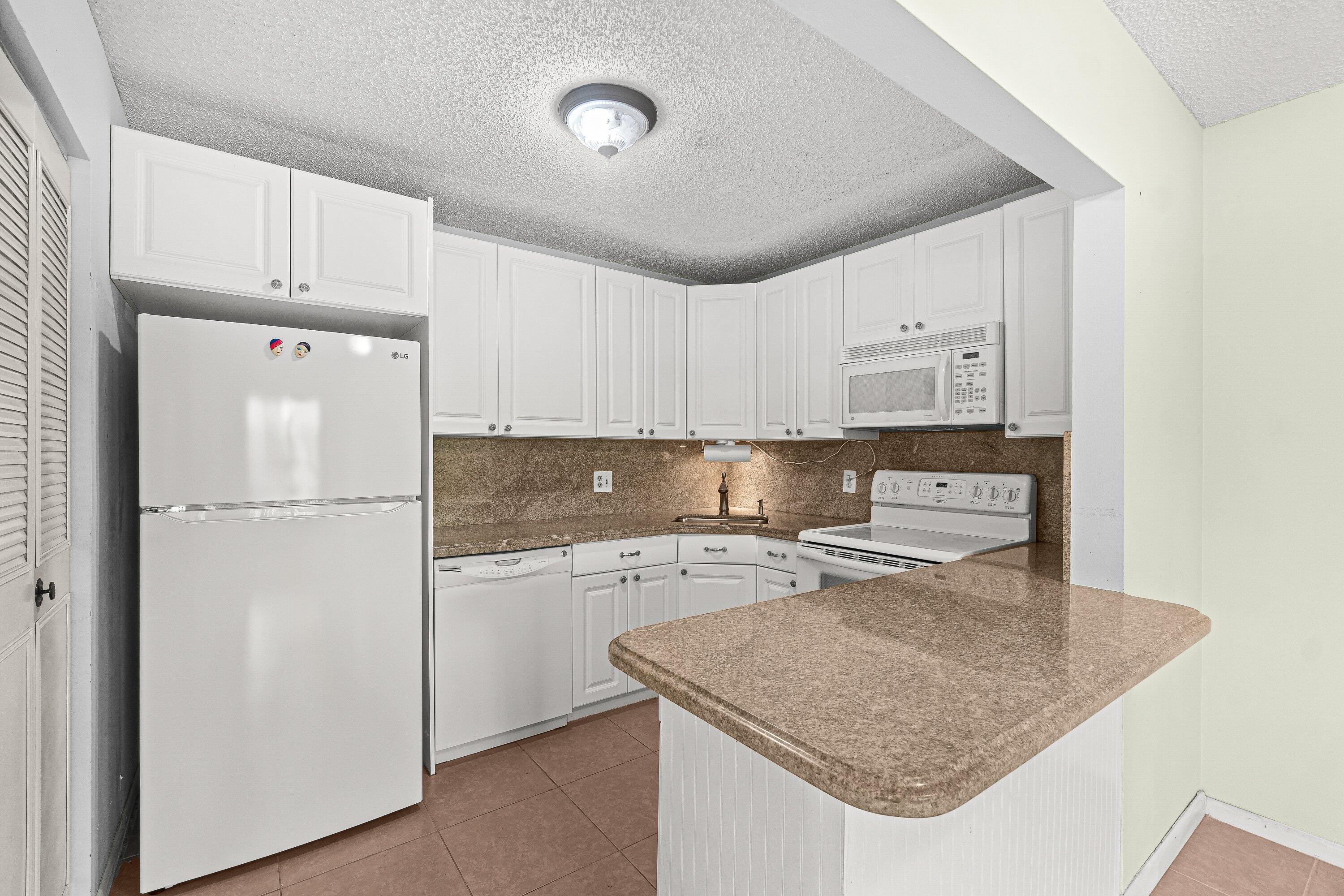 Pine Ridge South II Condominiums - Residential