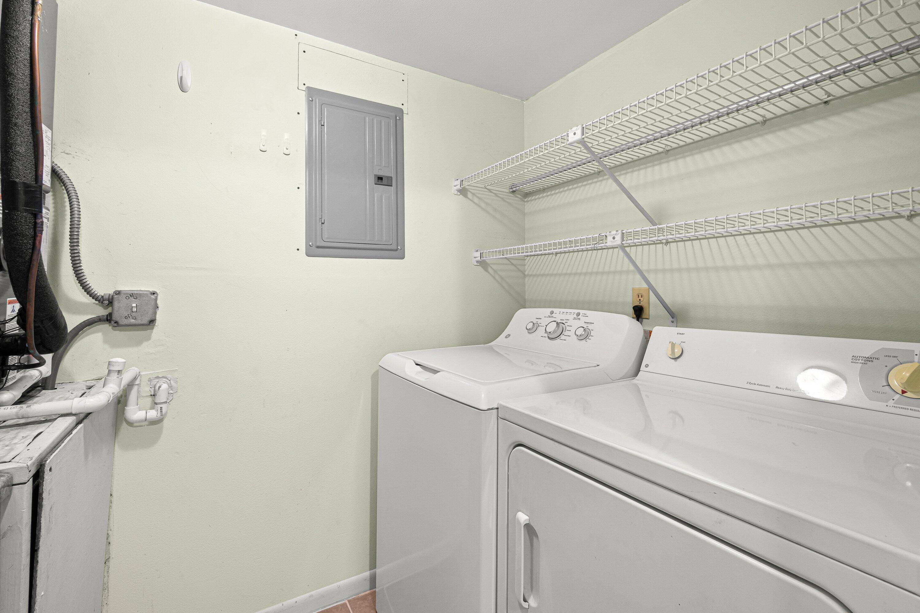 Pine Ridge South II Condominiums - Residential