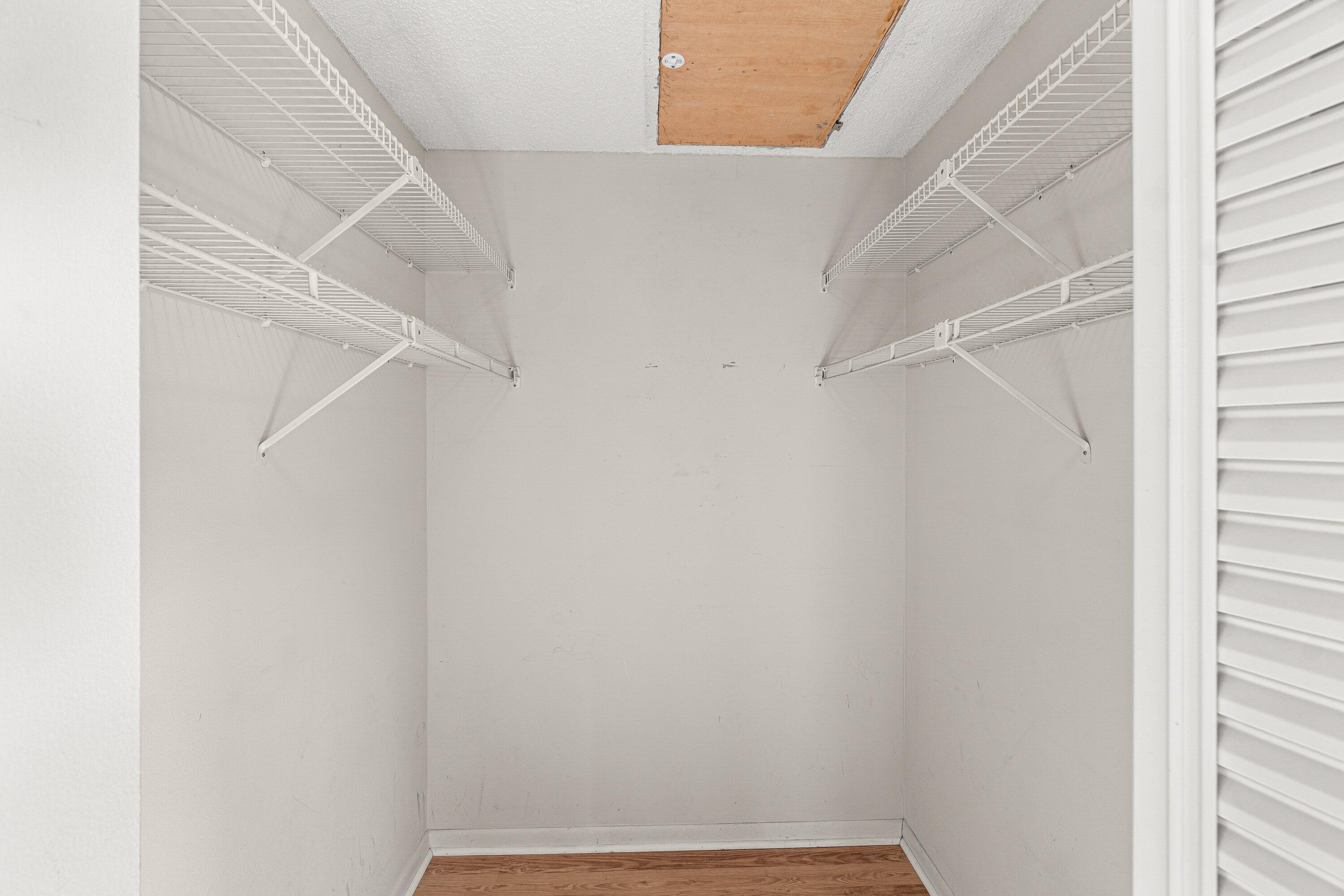 Pine Ridge South II Condominiums - Residential