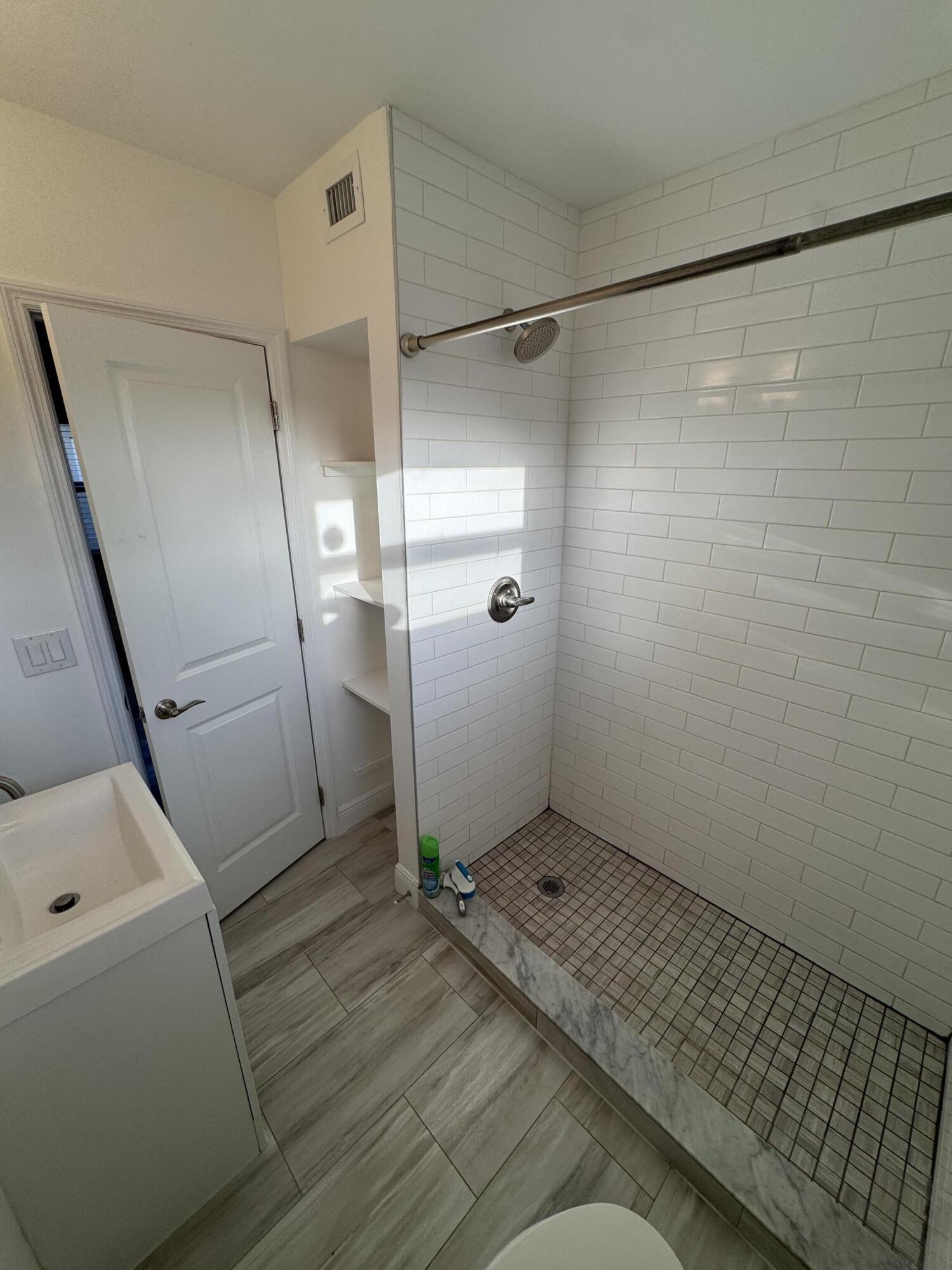 PROGRESSO - Residential Lease
