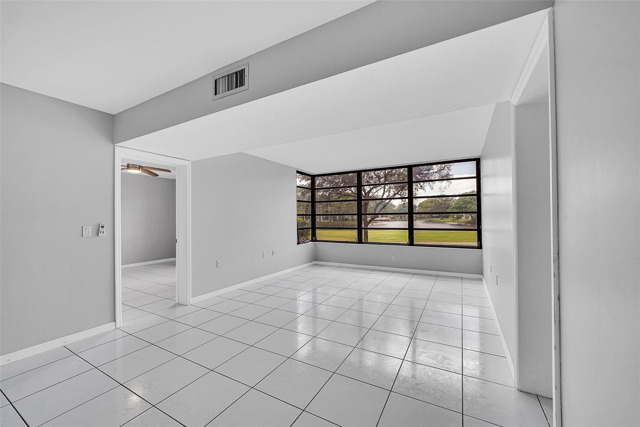 CONDO 22 OF WHITEHALL CONDOS - Residential