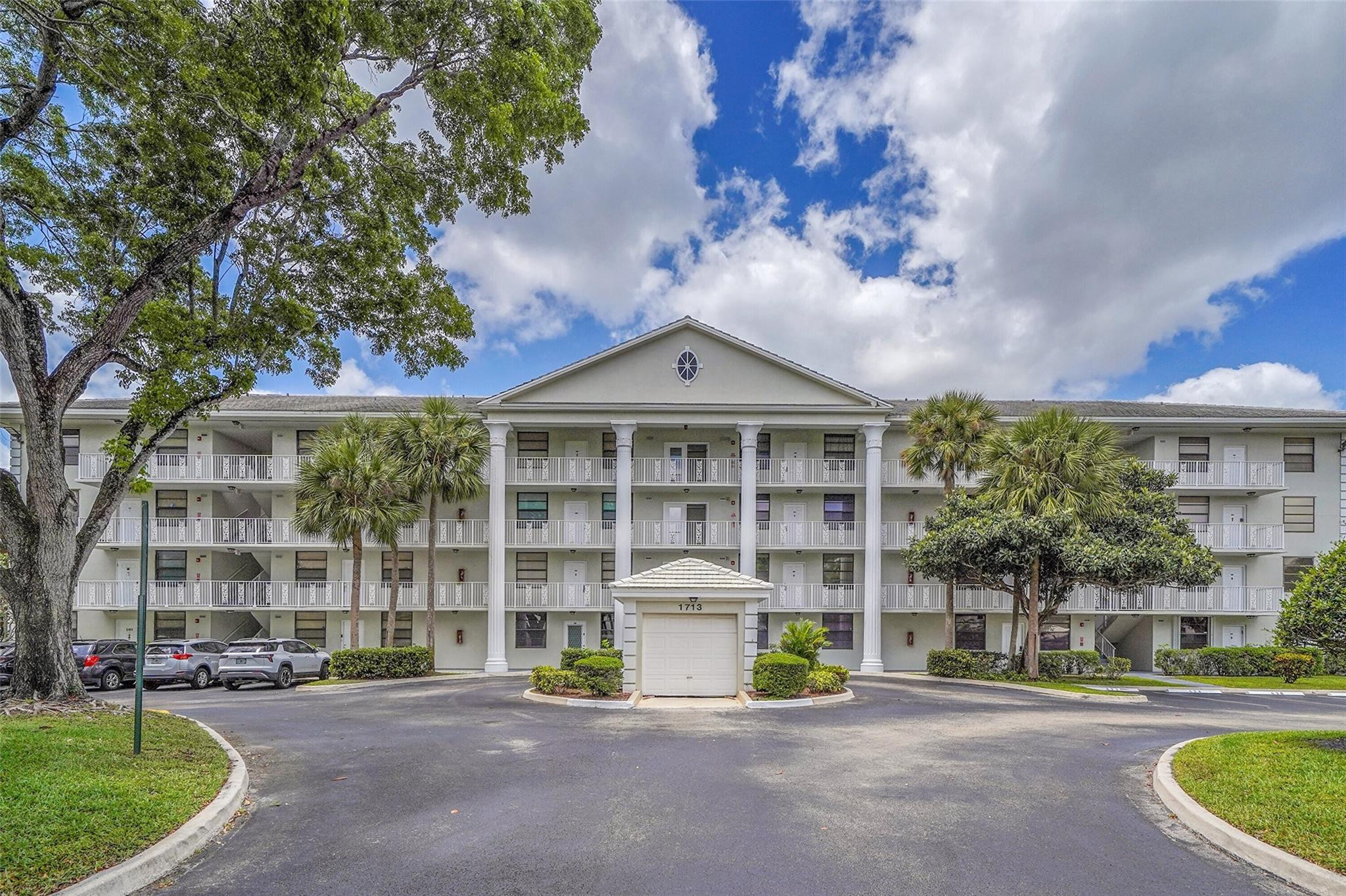 CONDO 22 OF WHITEHALL CONDOS - Residential
