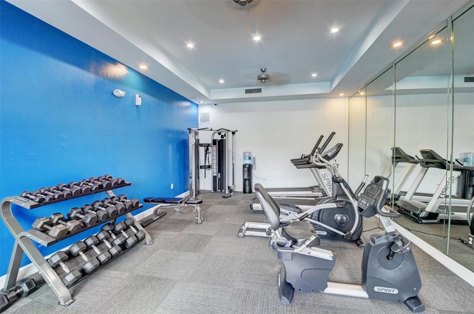 VILLA DEL SOL CONDOMINIUM - Residential