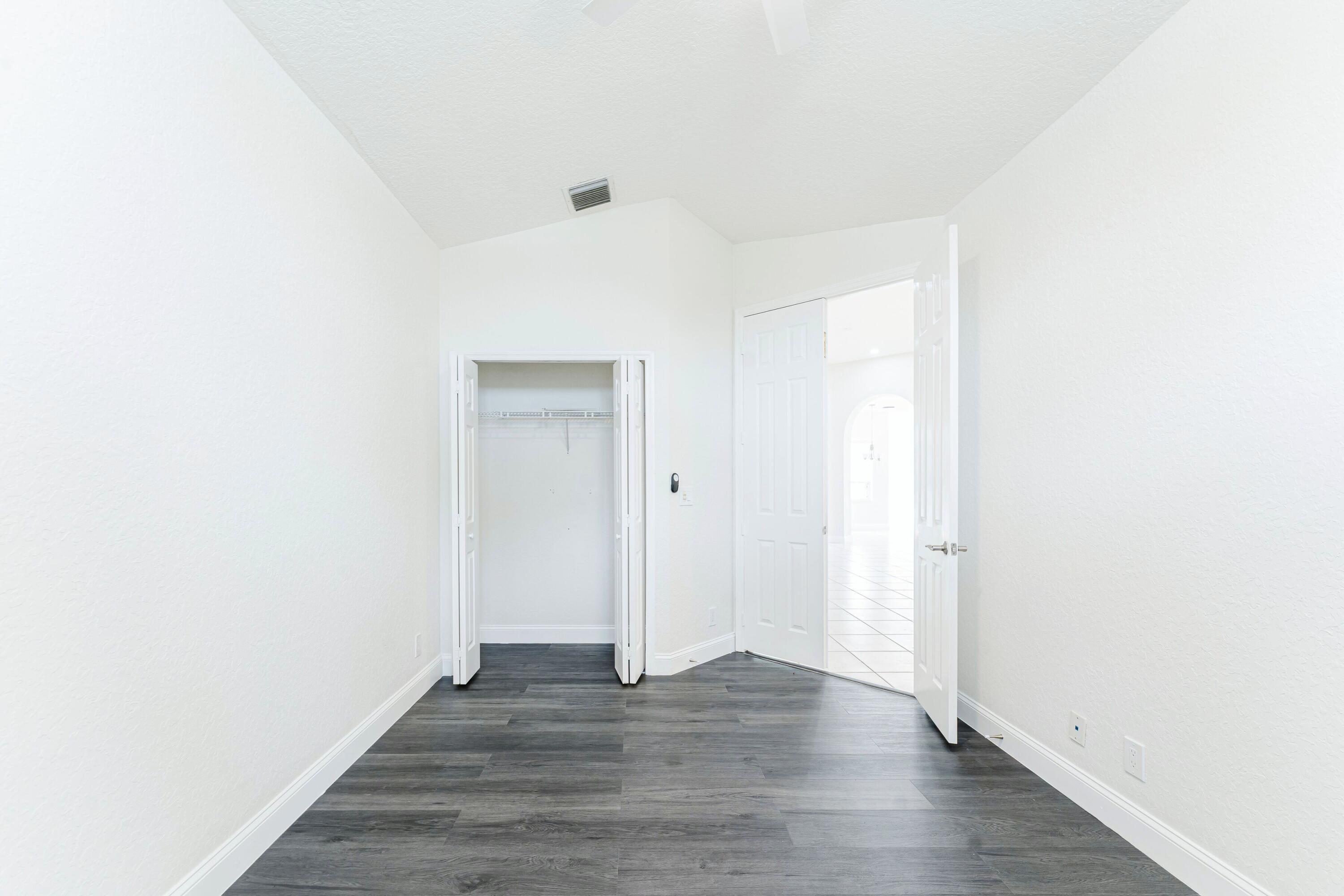 BOCA FALLS PAR T - Residential