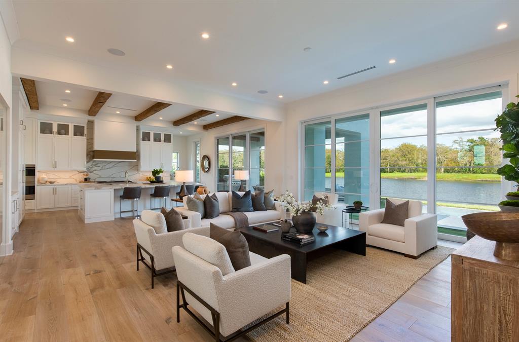 BLUE CYPRESS REPL AT PALM BEACH POLO & COUNTRY CLU - Residential