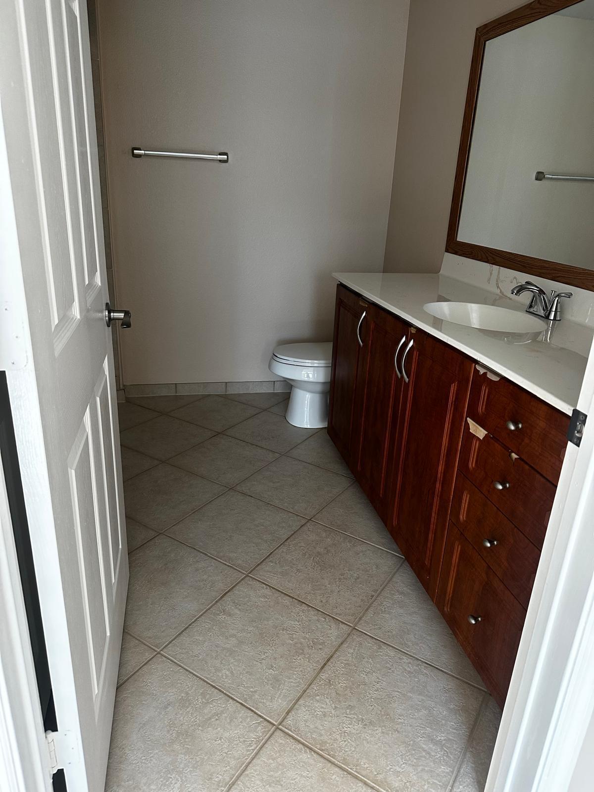 VILLAS AT EMERALD DUNES CONDO - Residential Lease