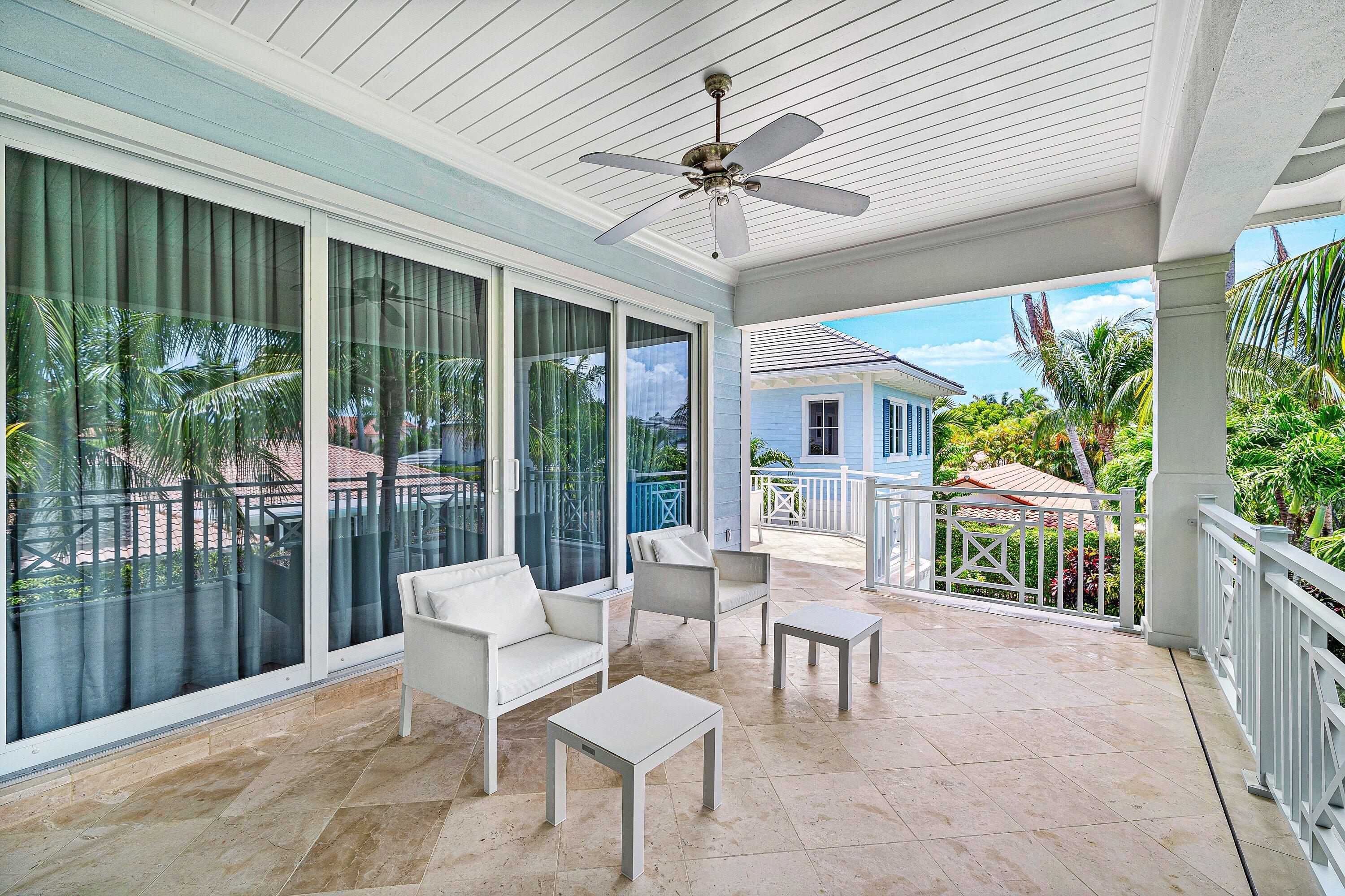 ROYAL PALM YACHT & COUNTRY CLUB - Residential