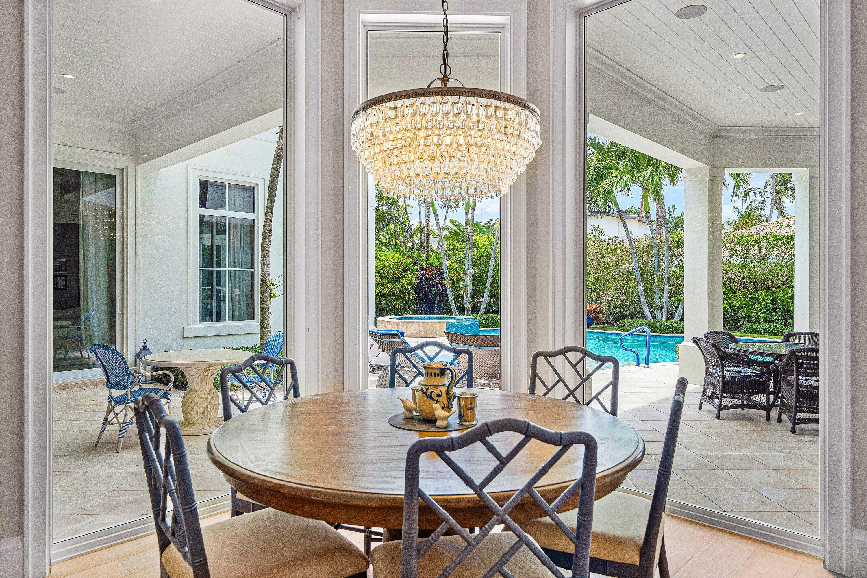 ROYAL PALM YACHT & COUNTRY CLUB - Residential