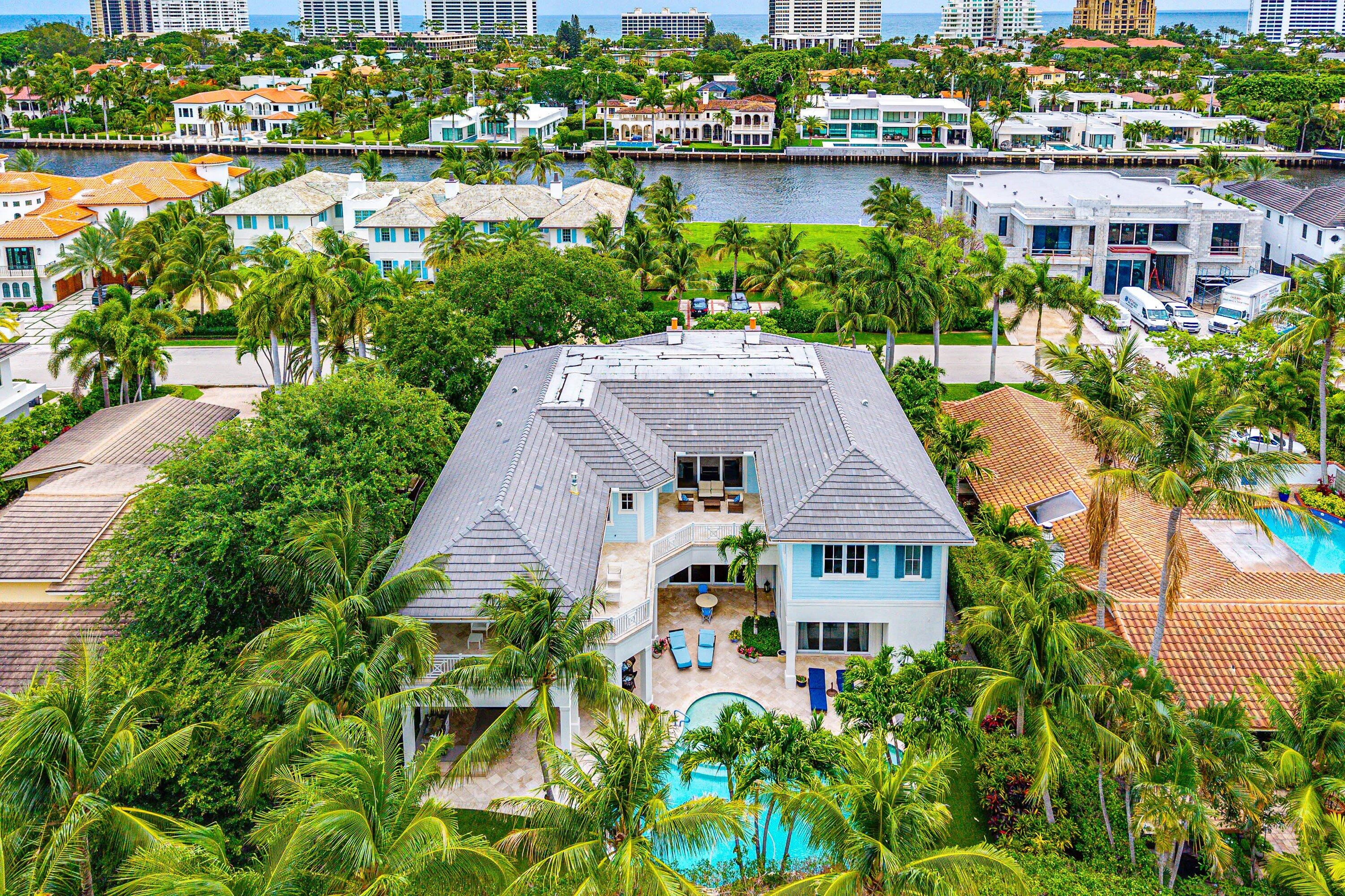 ROYAL PALM YACHT & COUNTRY CLUB - Residential