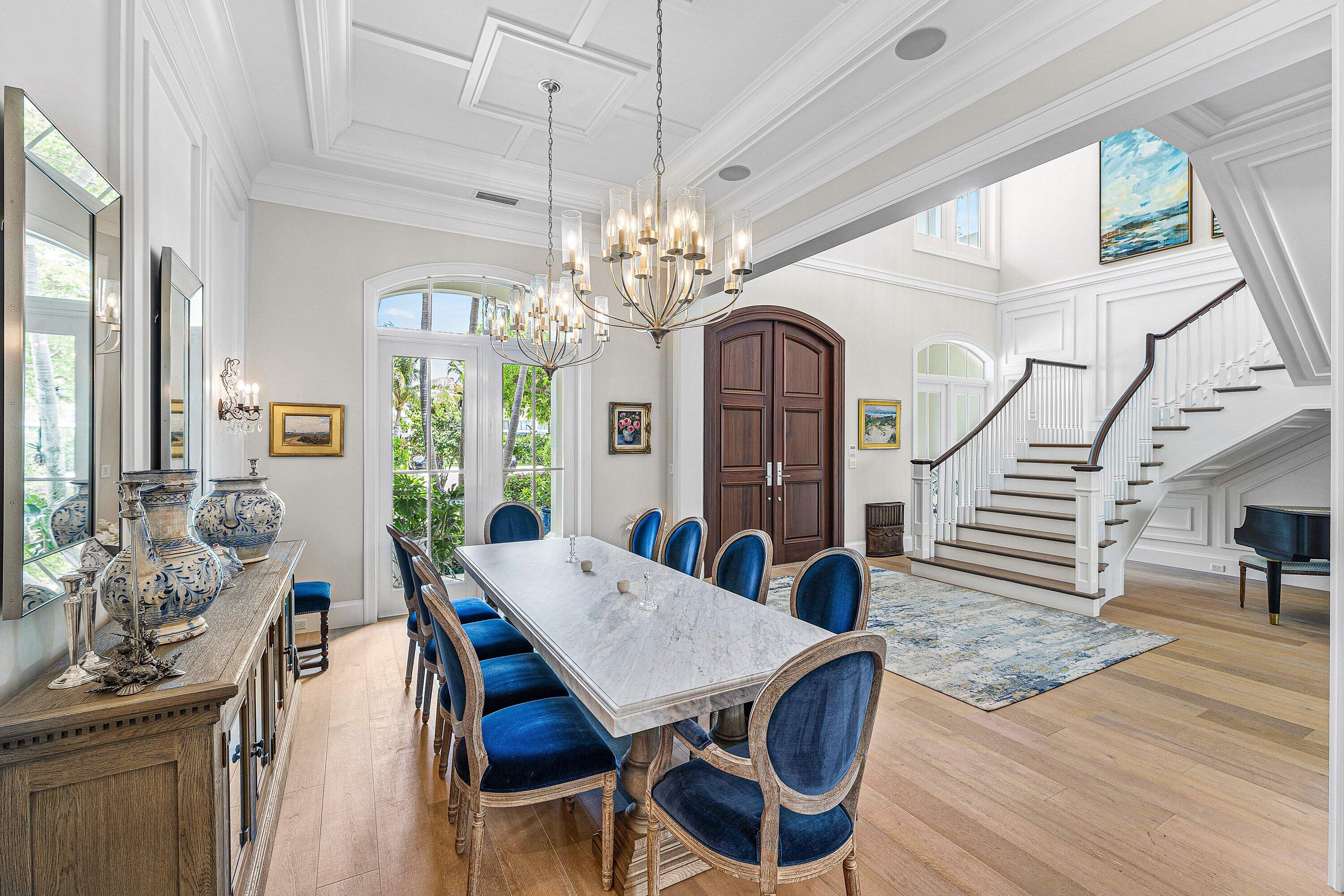 ROYAL PALM YACHT & COUNTRY CLUB - Residential