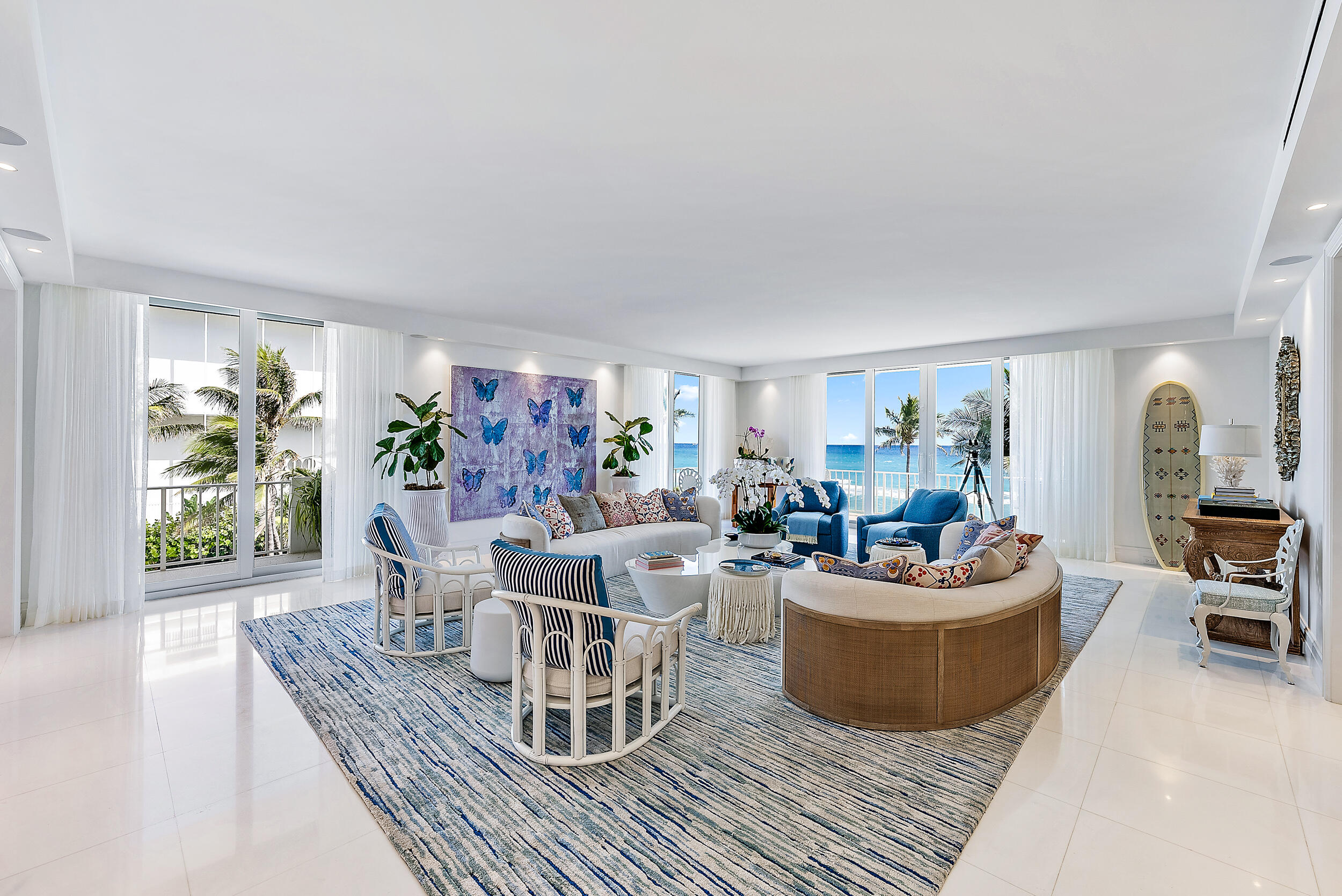 KIRKLAND HOUSE COND - Residential