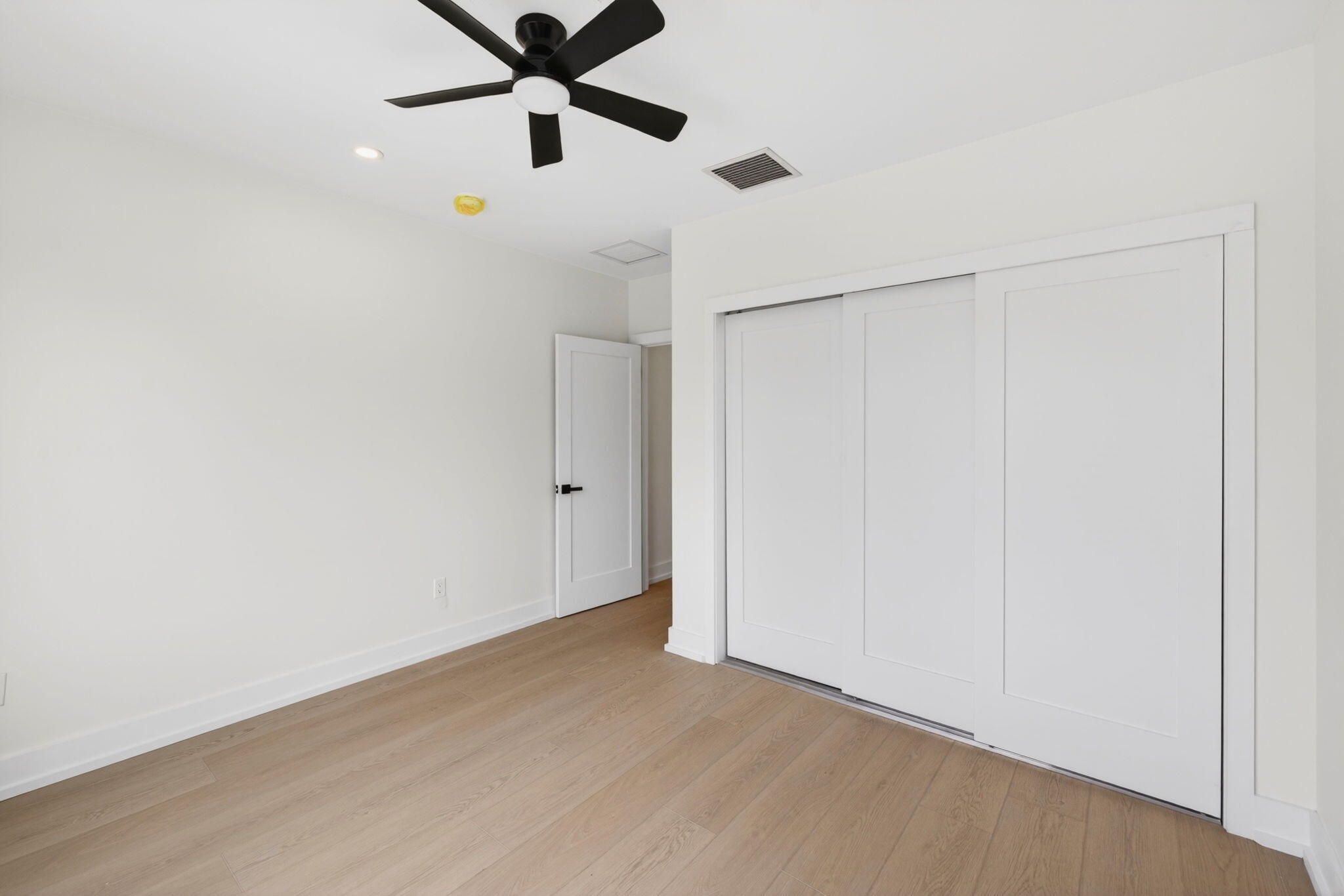 Tarpon River - Residential