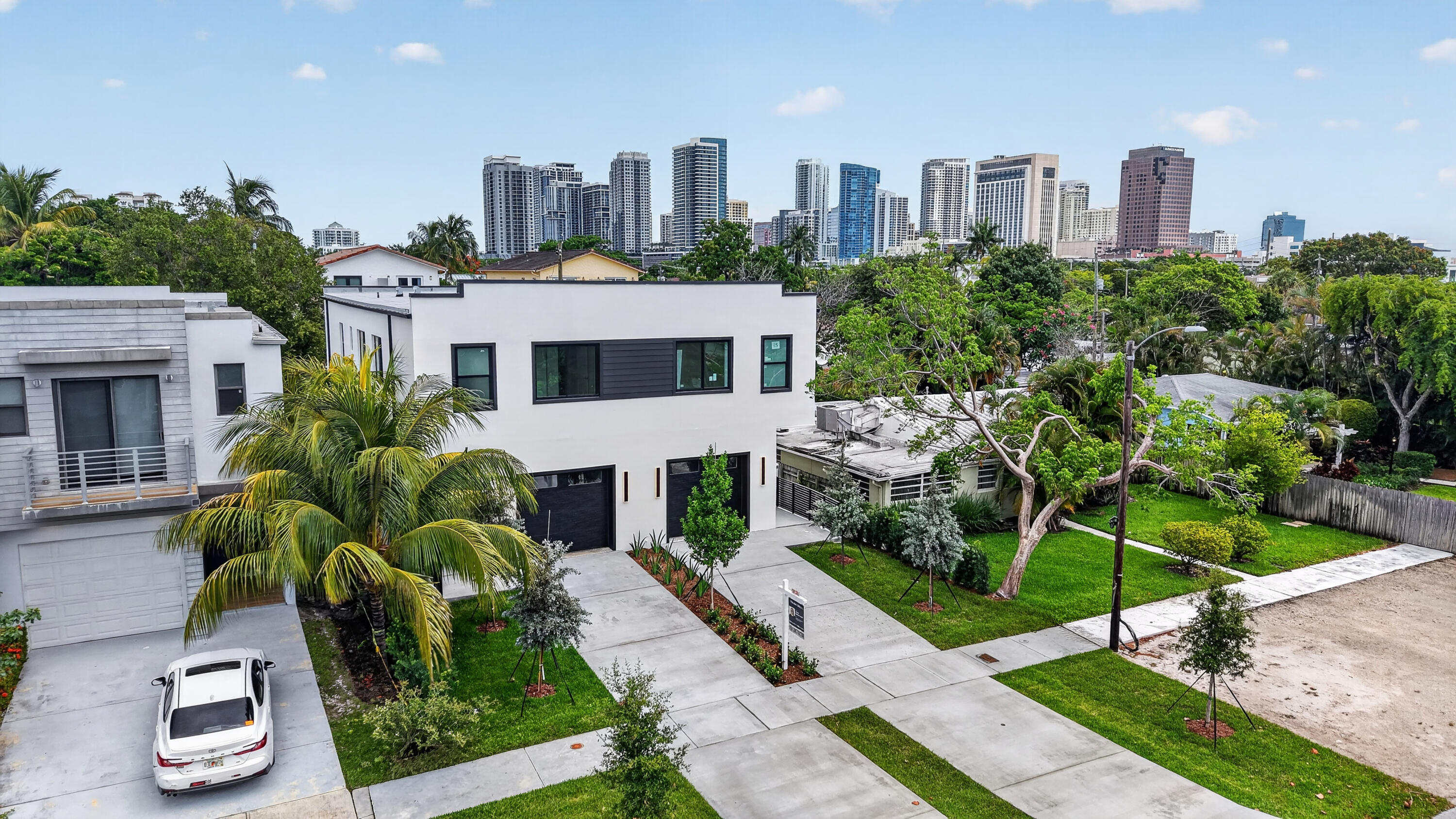 Tarpon River - Residential
