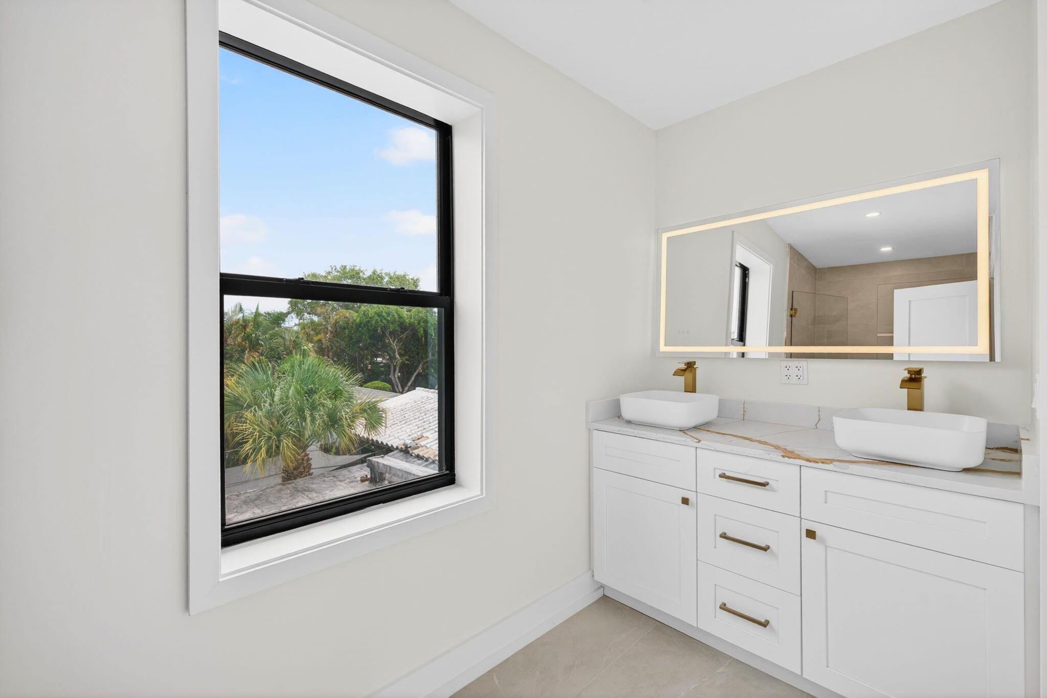 Tarpon River - Residential