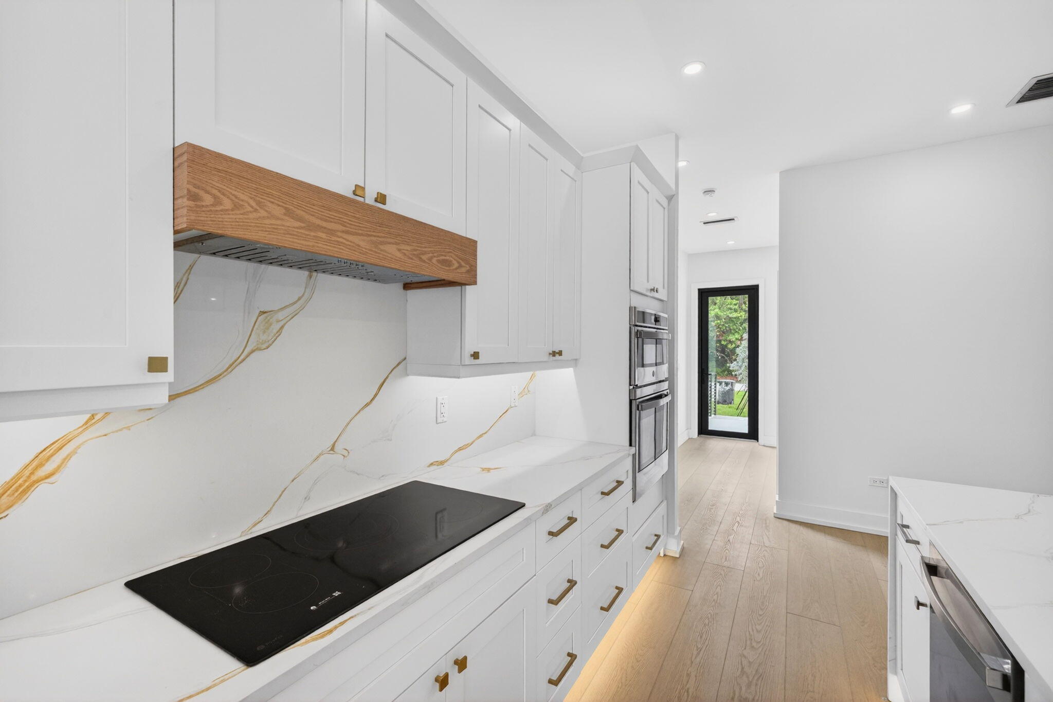 Tarpon River - Residential