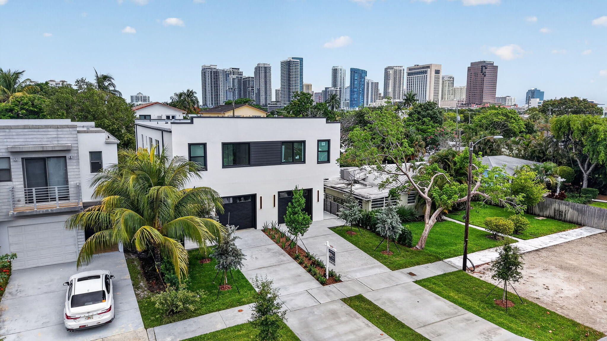 Tarpon River - Residential
