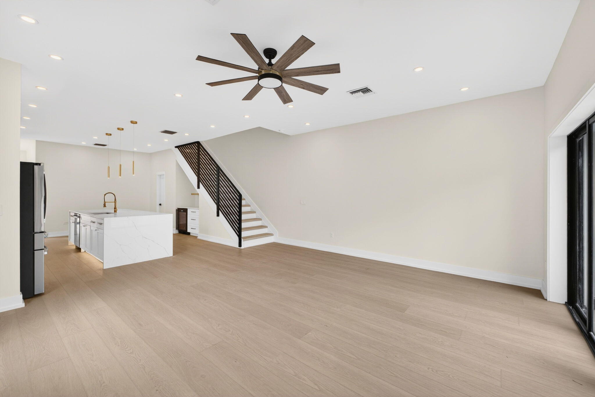 Tarpon River - Residential