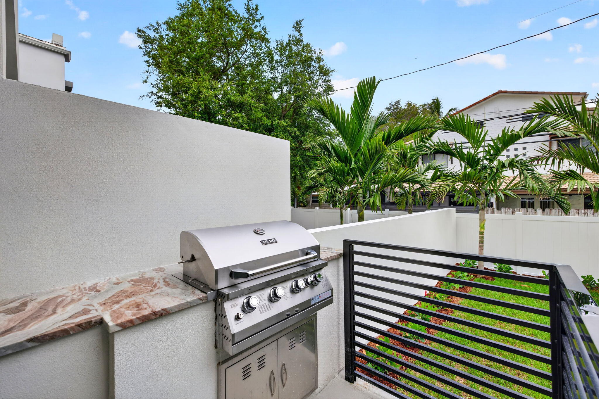 Tarpon River - Residential