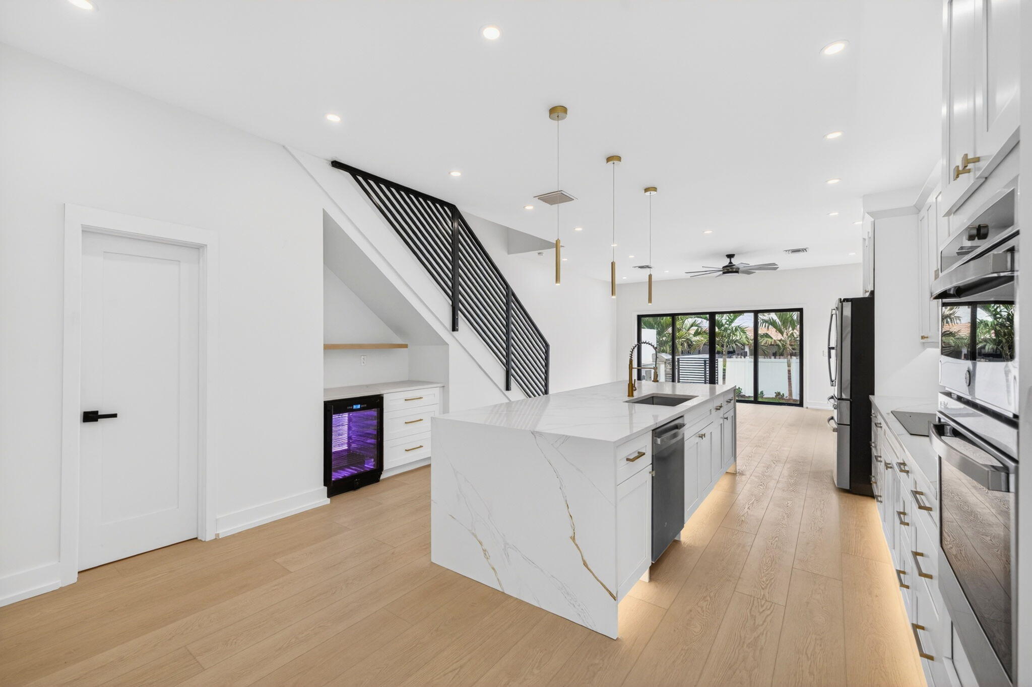 Tarpon River - Residential